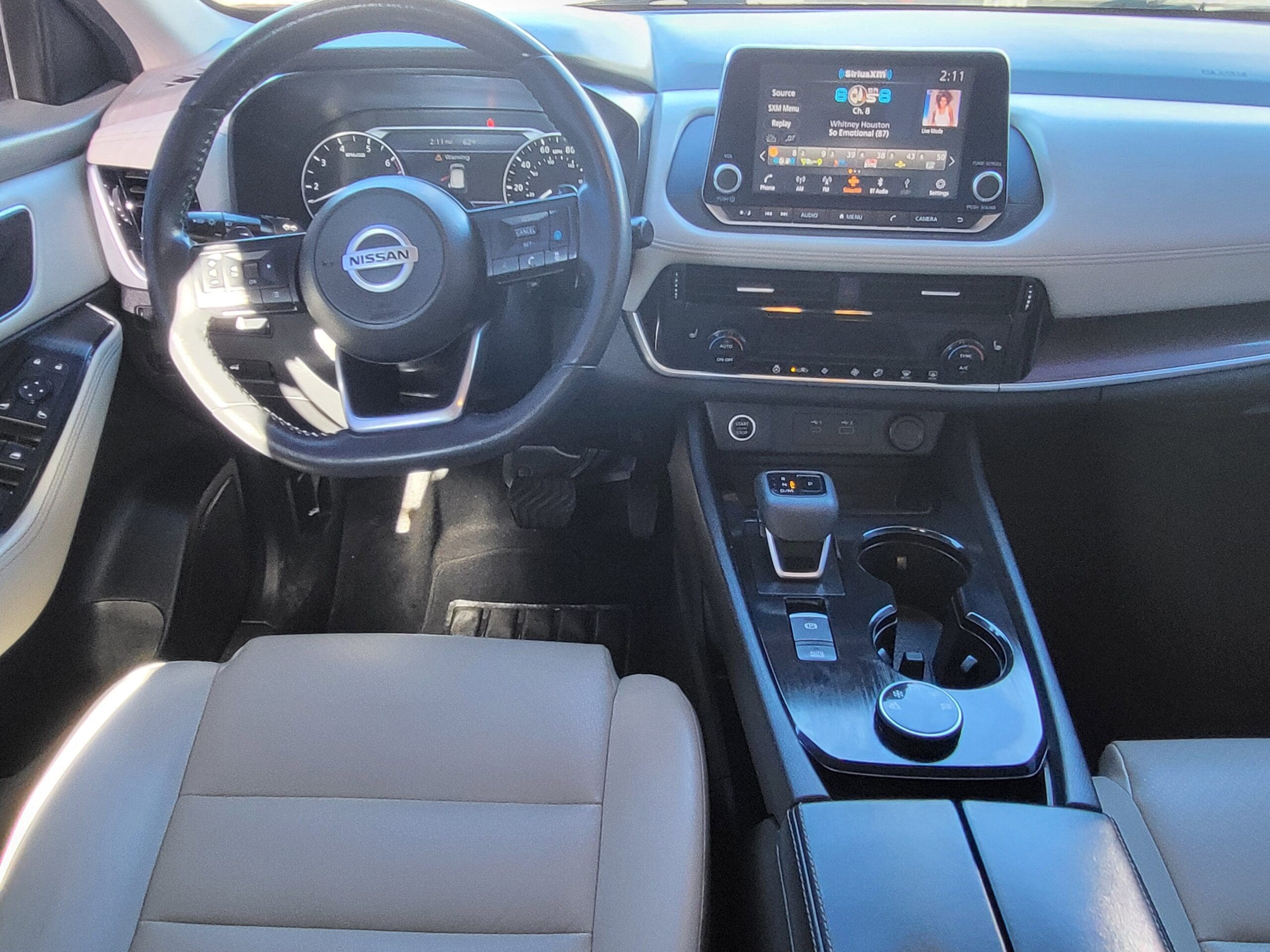 2021 Nissan Rogue - Image 12