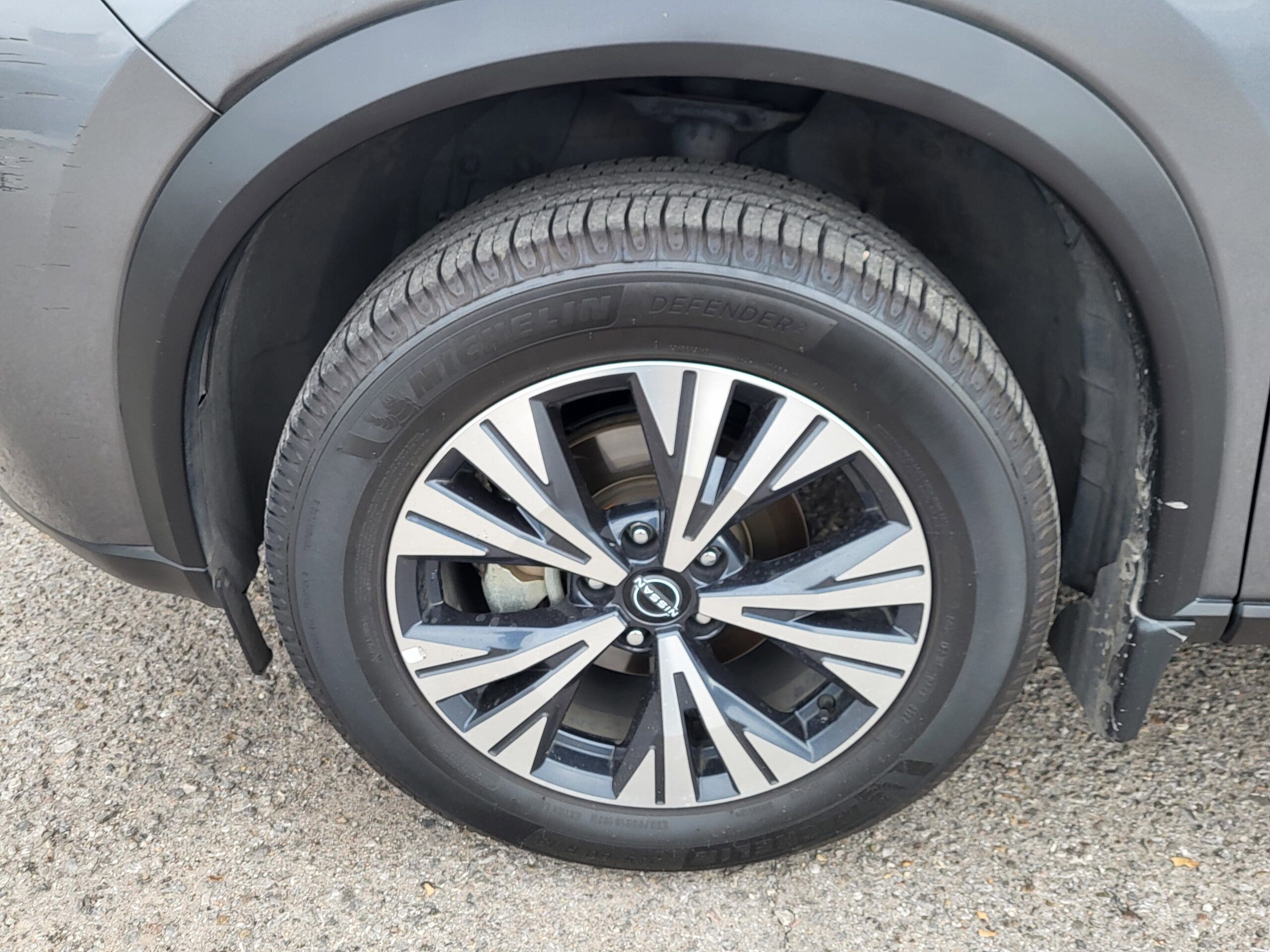 2022 Nissan Rogue - Image 17