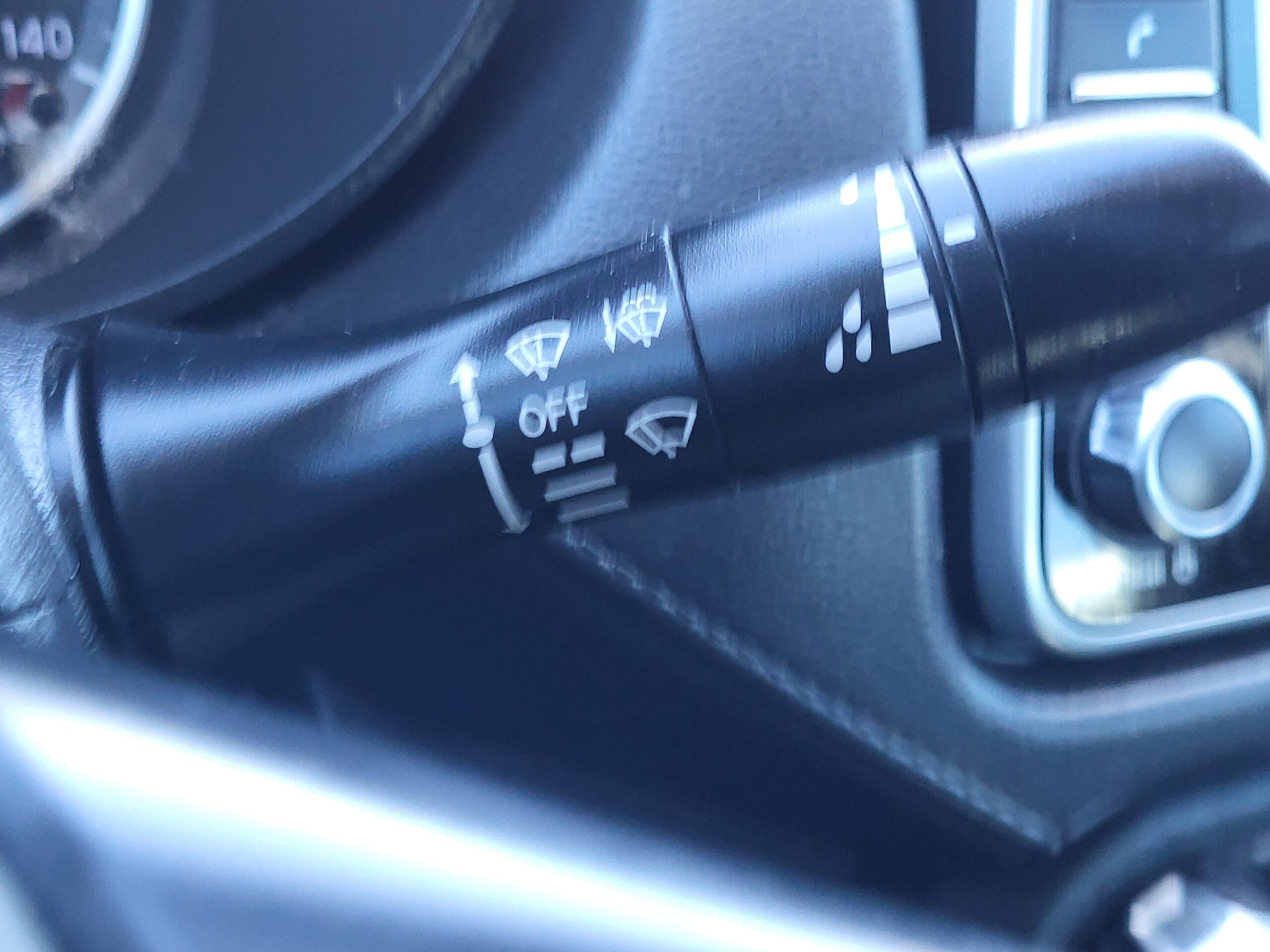 2021 Nissan Versa - Image 26