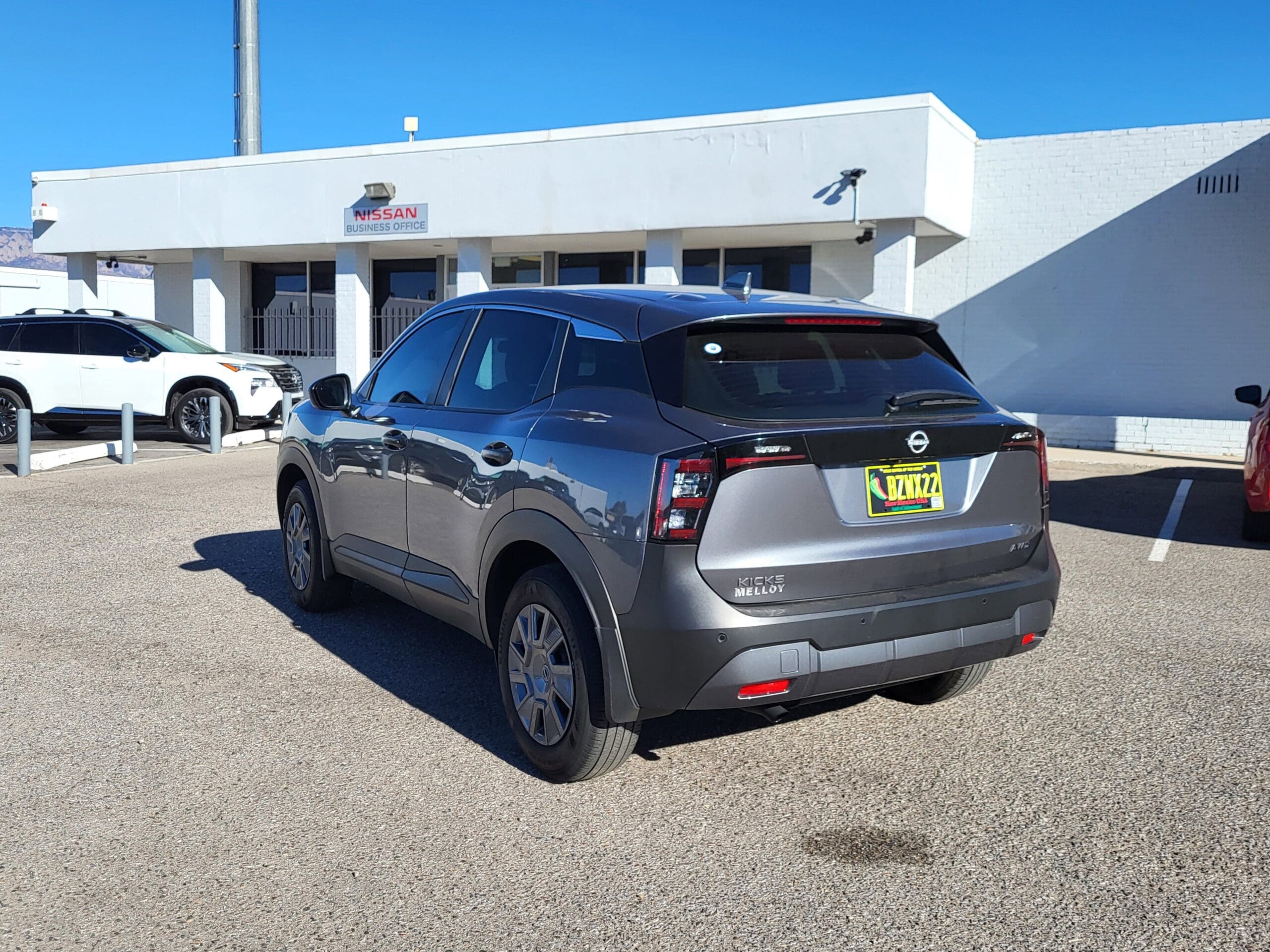 2025 Nissan Kicks - Image 3