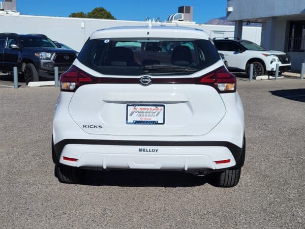 2023 Nissan Kicks