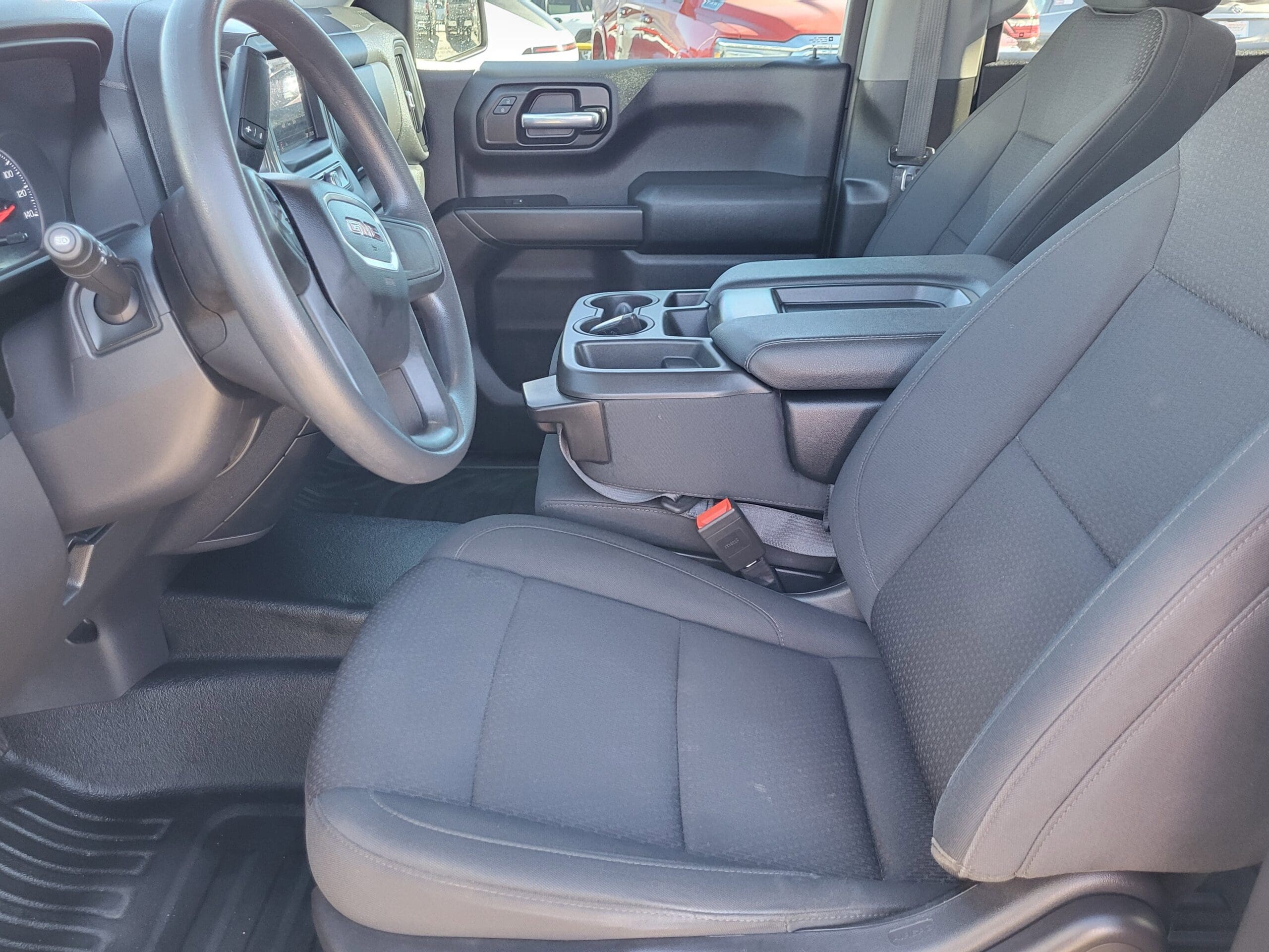 2023 GMC Sierra 1500 - Image 7