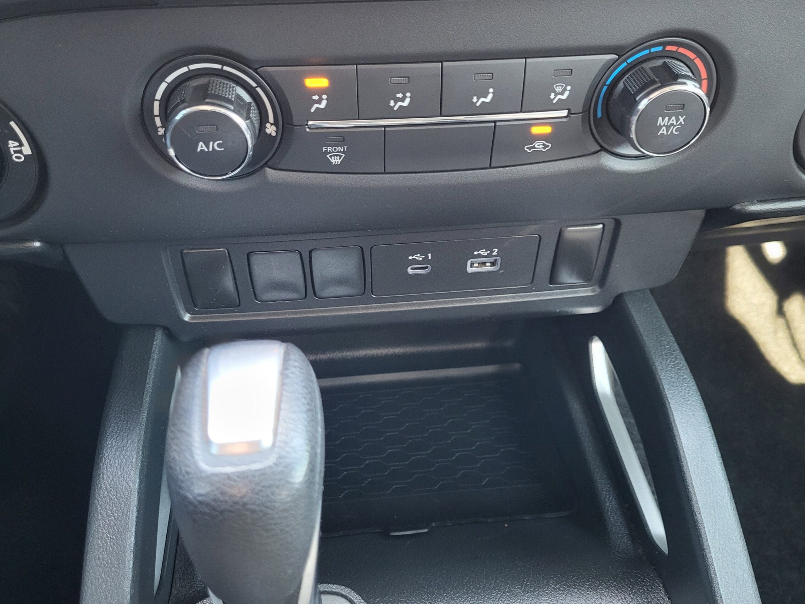 2023 Nissan Frontier - Image 26