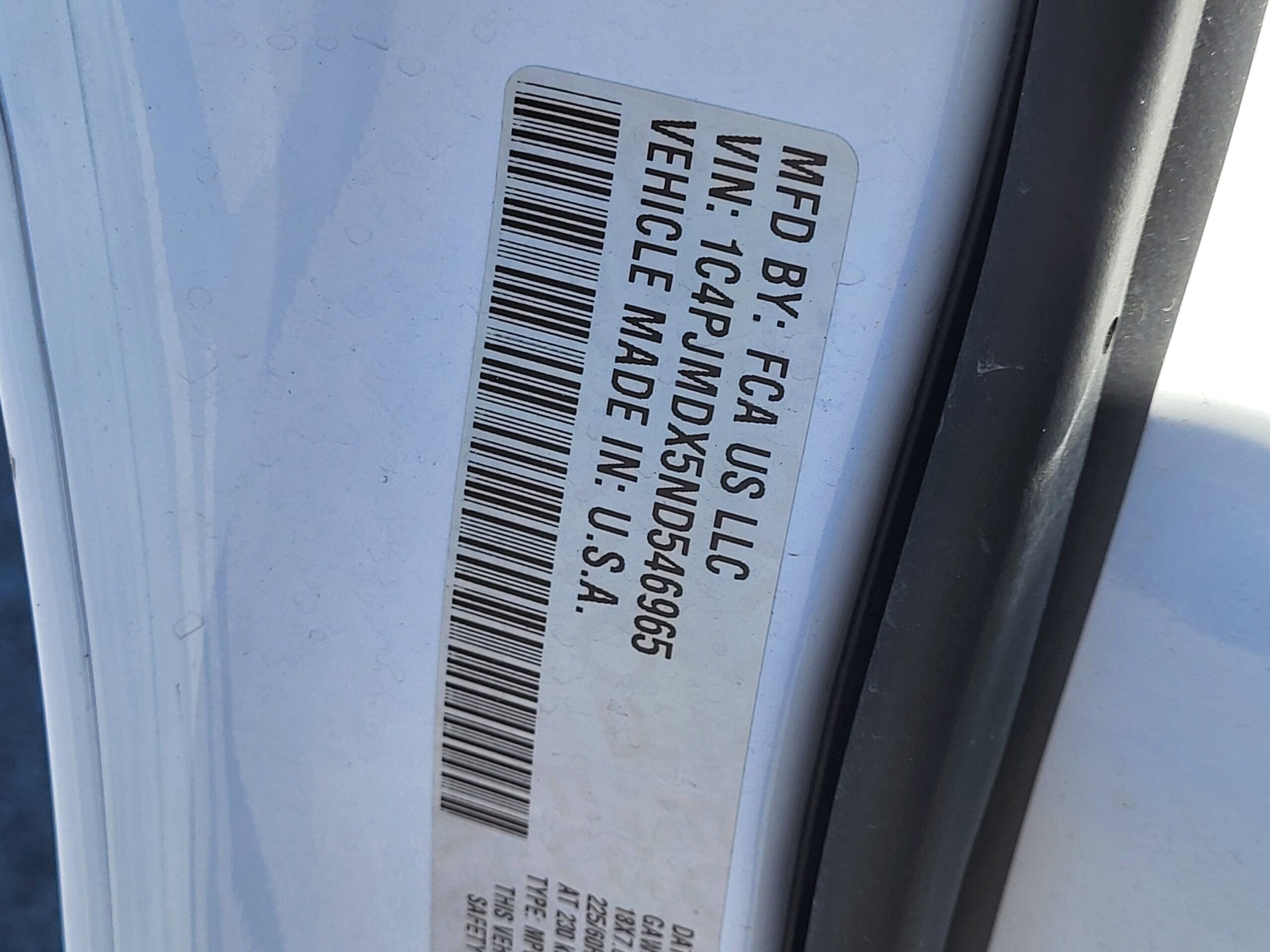 2022 Jeep Cherokee - Image 19