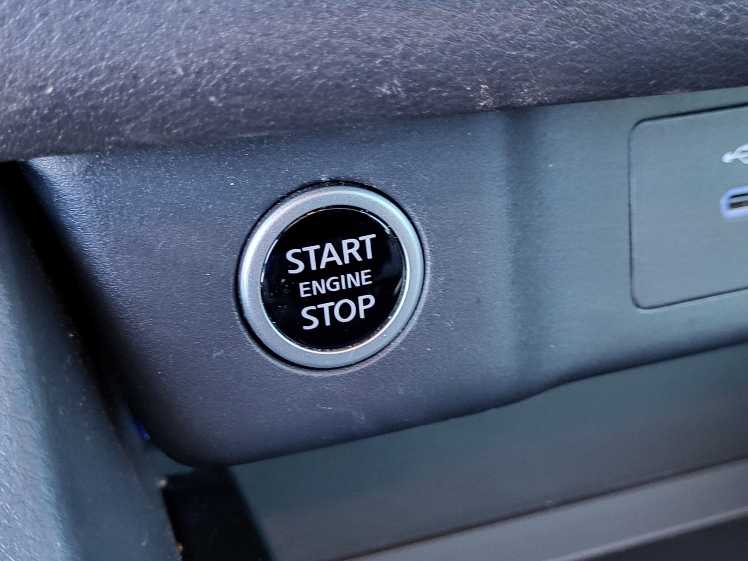 2023 Nissan Rogue - Image 26