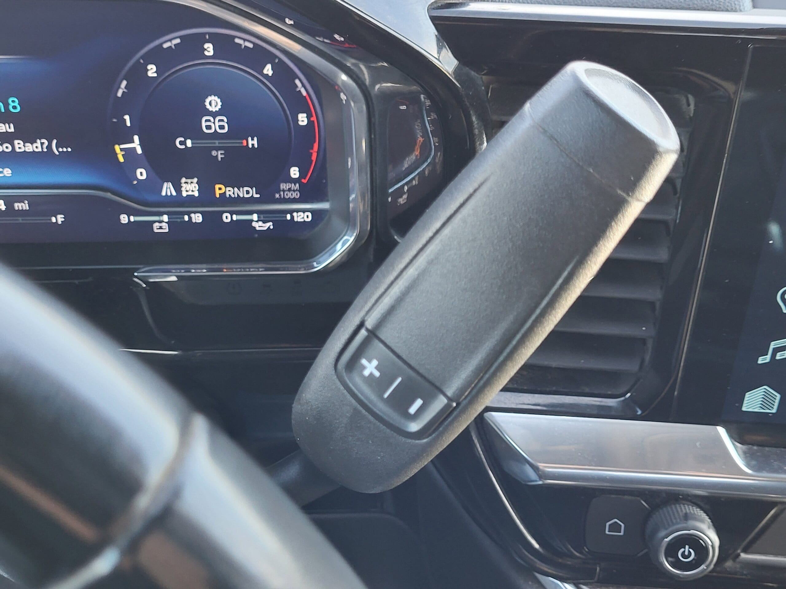 2024 Chevrolet Silverado 3500HD - Image 27