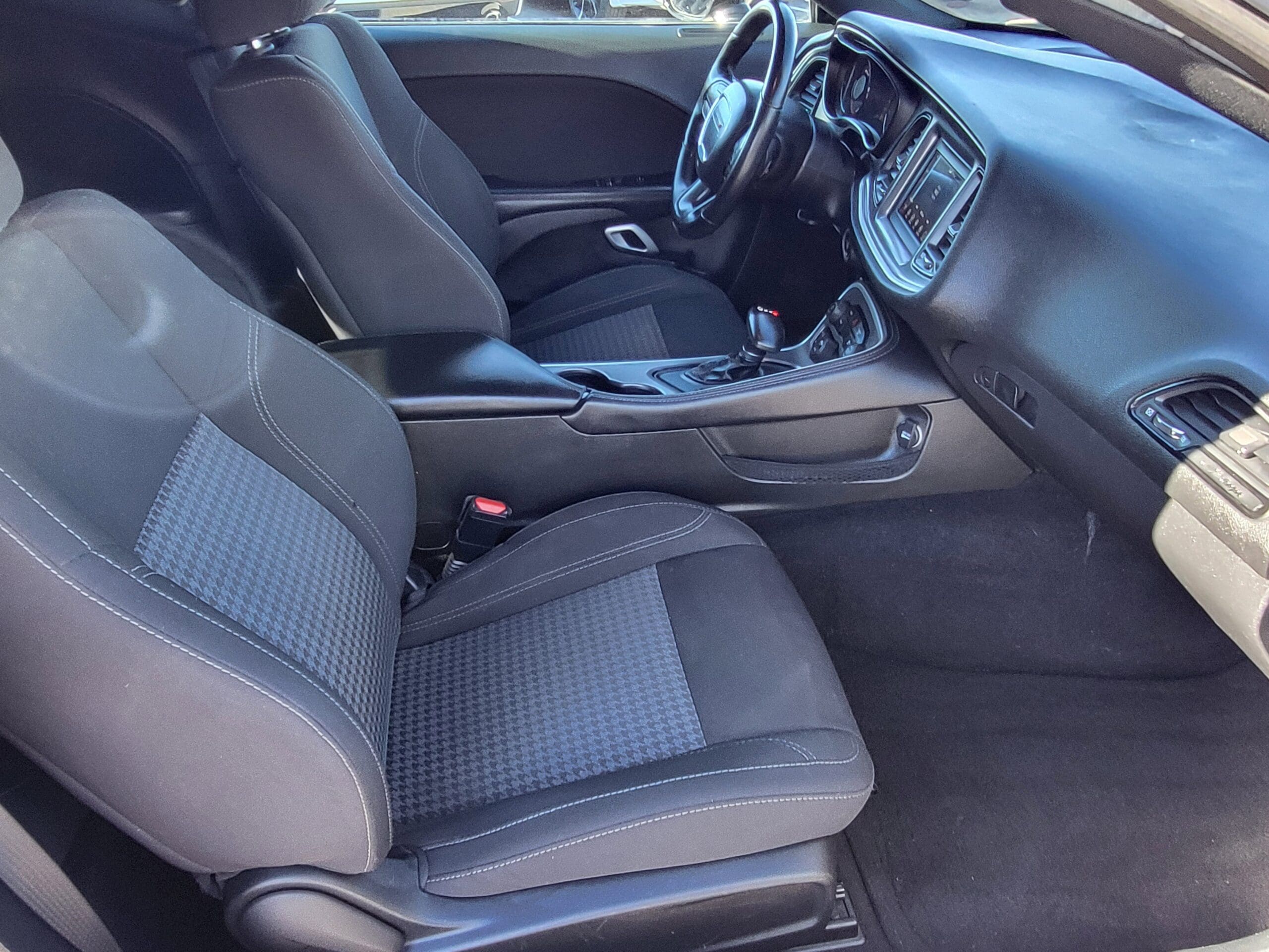 2021 Dodge Challenger - Image 13