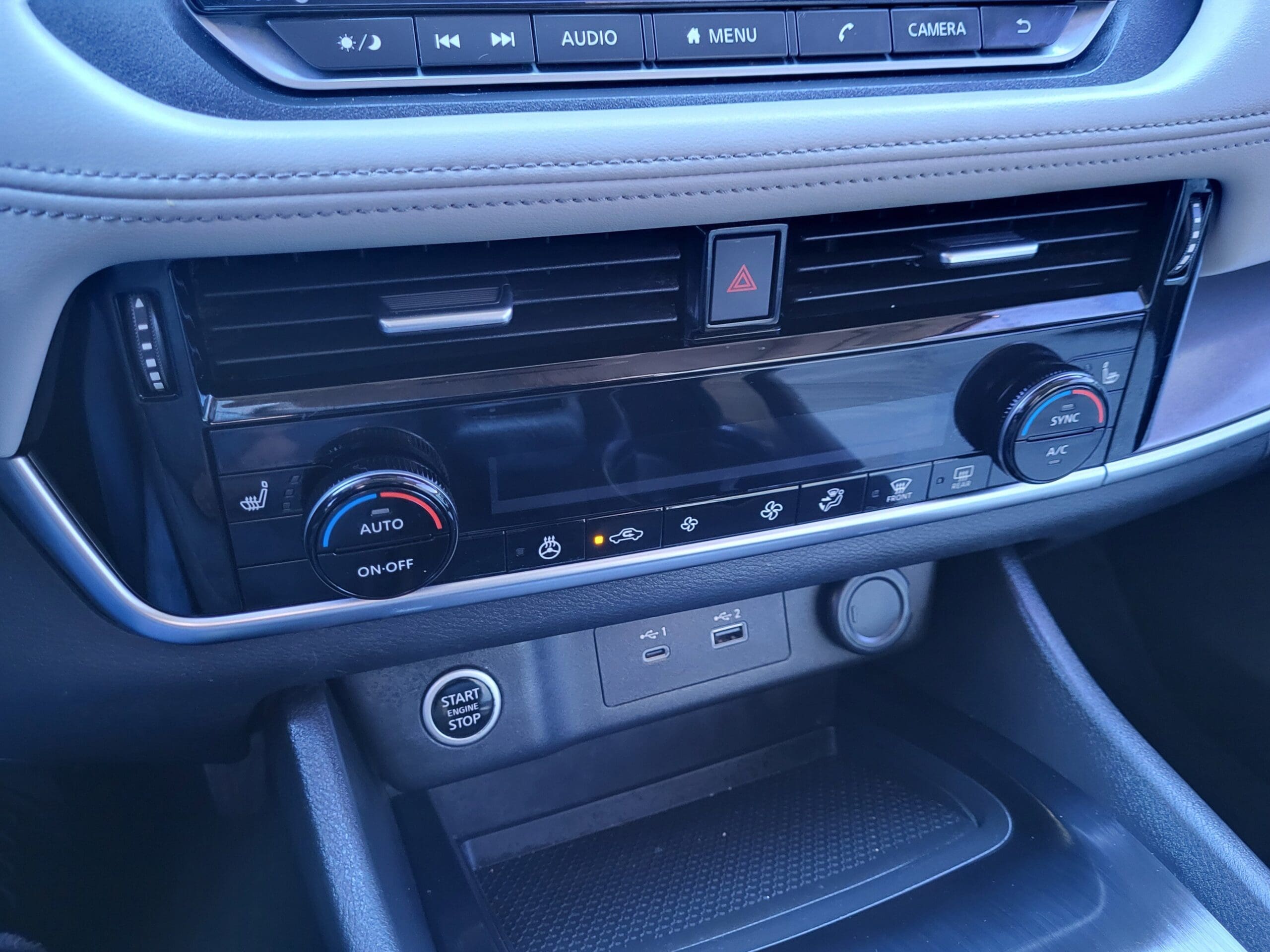 2021 Nissan Rogue - Image 25