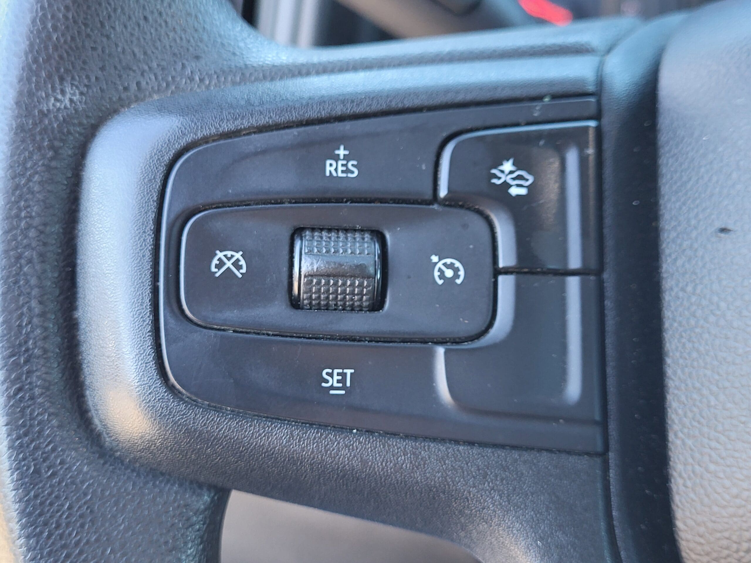 2022 Chevrolet Silverado 1500 - Image 20