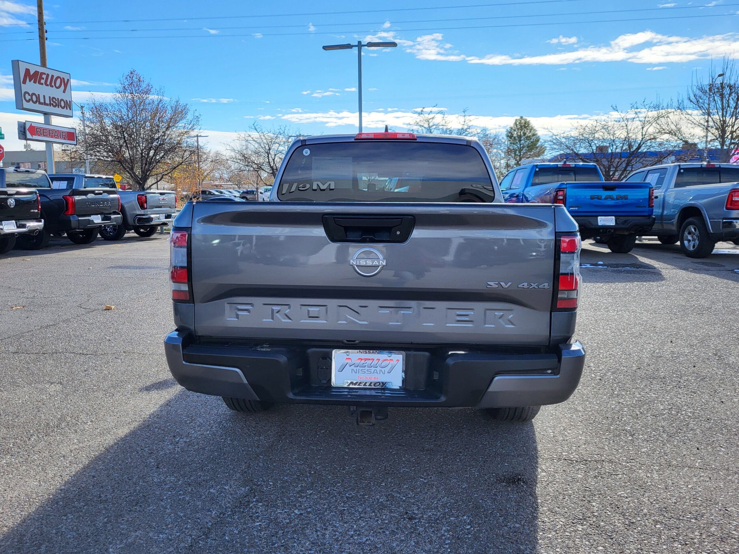 2023 Nissan Frontier - Image 4
