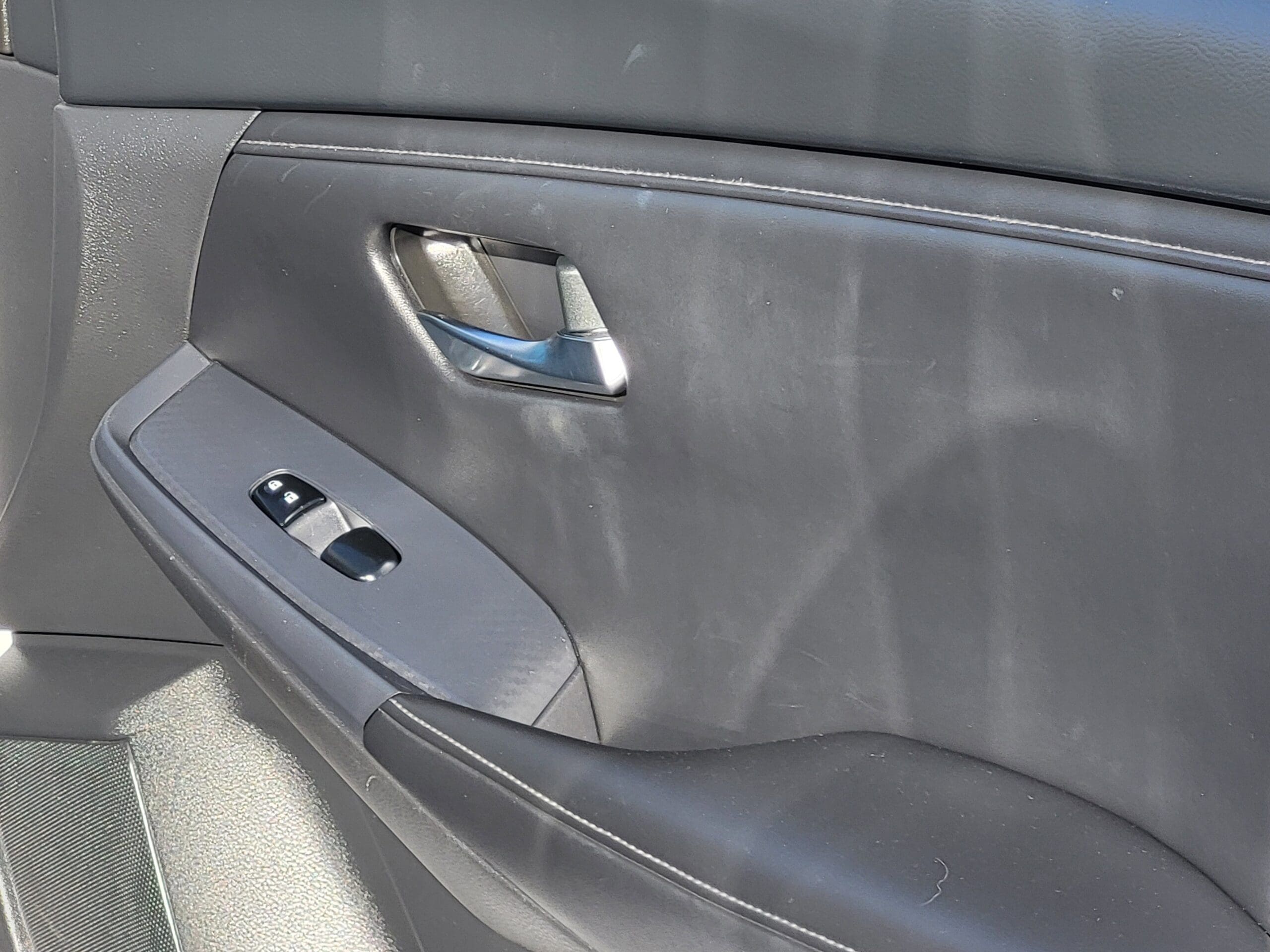 2023 Nissan Sentra - Image 16