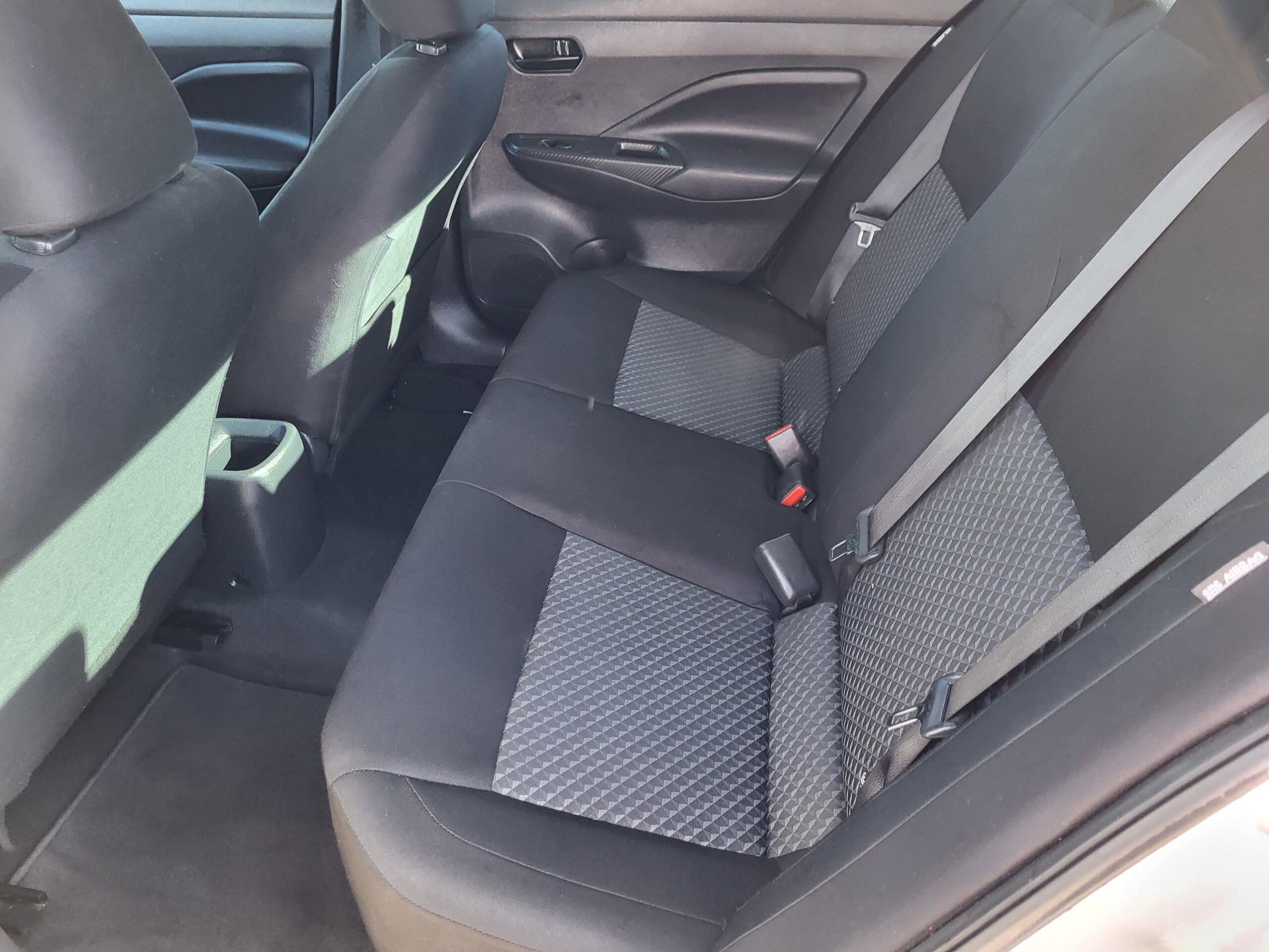 2021 Nissan Versa - Image 9