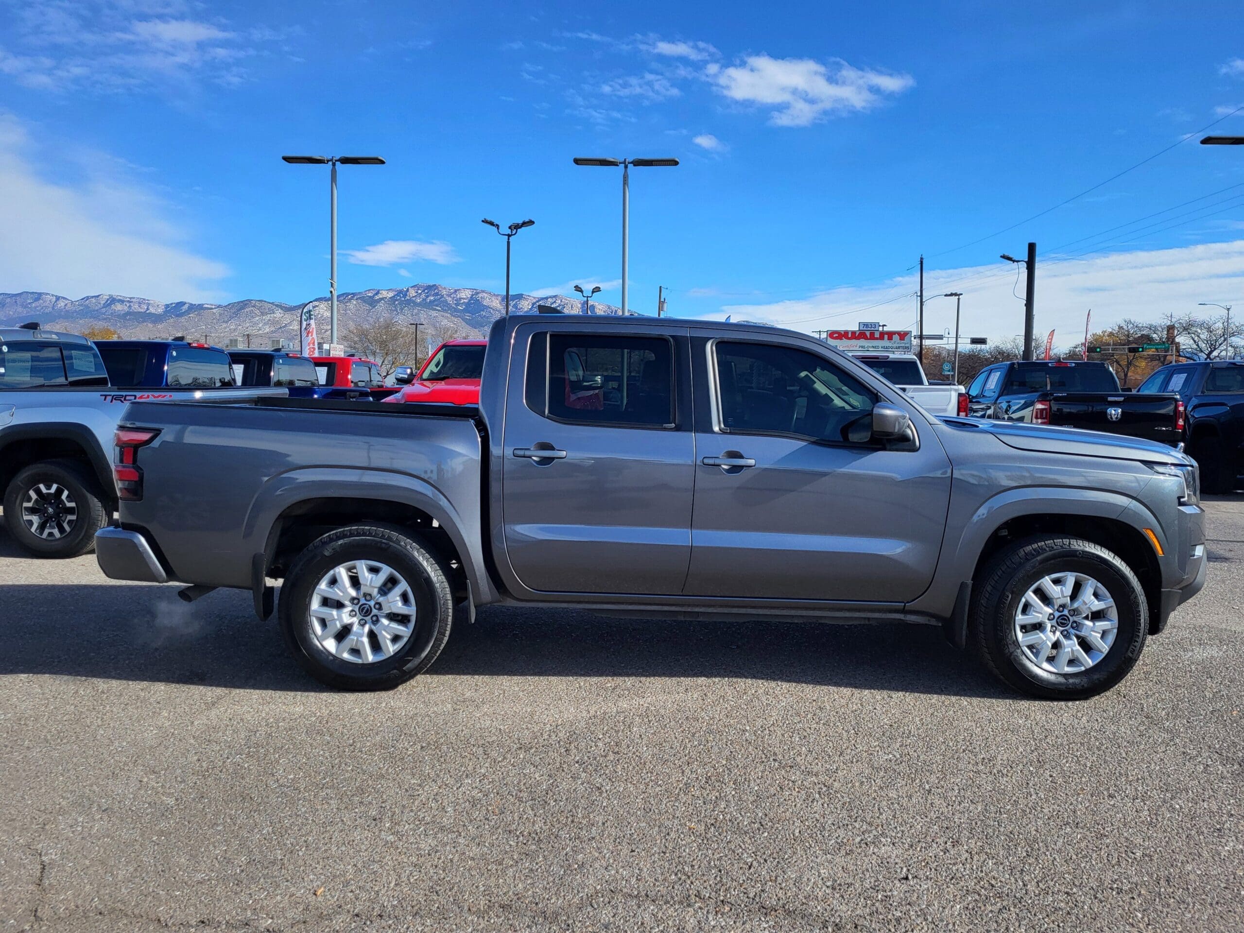2023 Nissan Frontier - Image 6