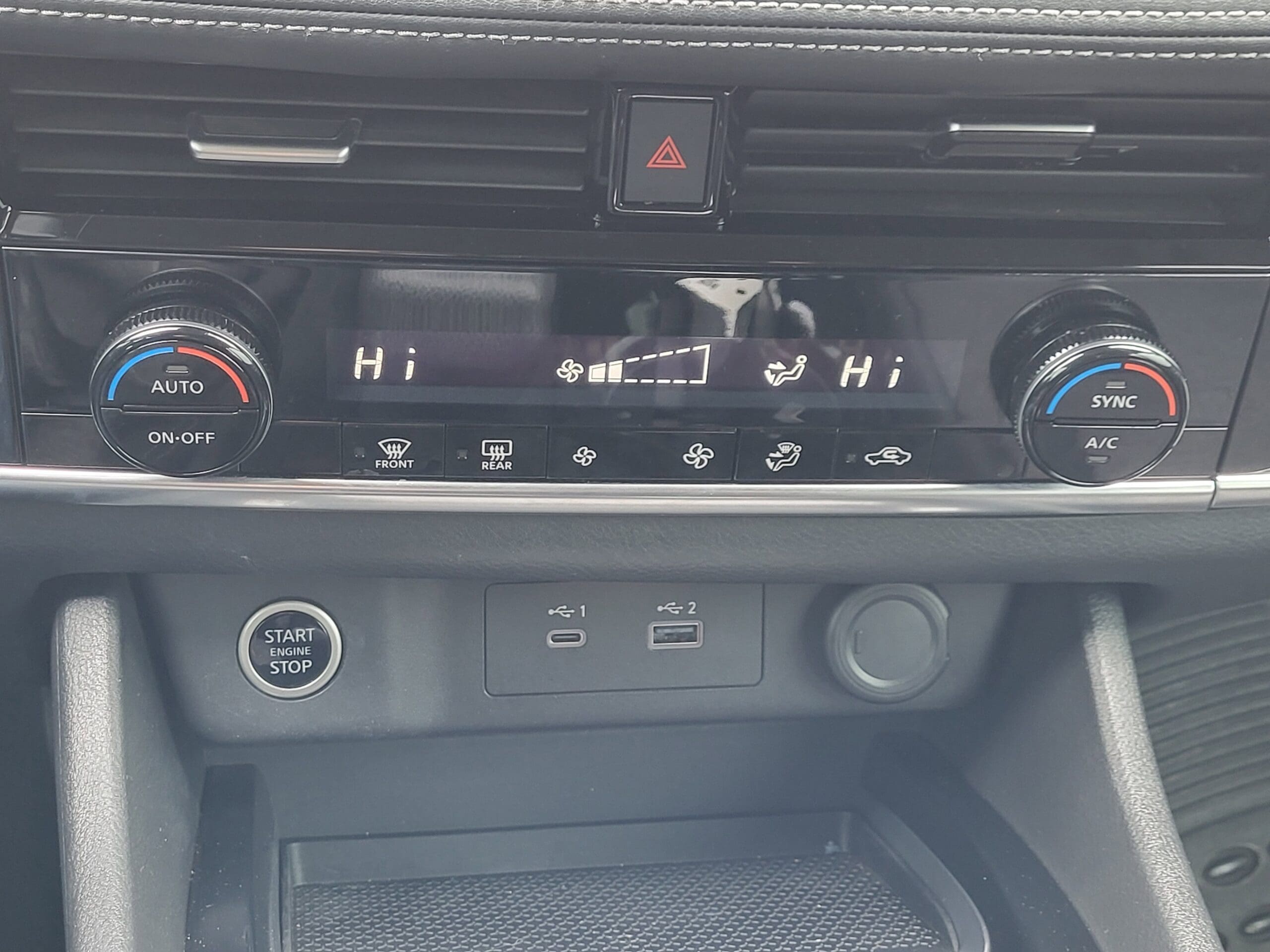 2022 Nissan Rogue - Image 24