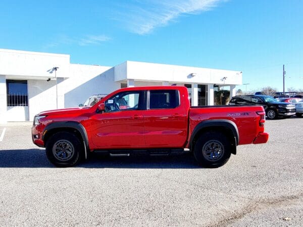 2025 Nissan Frontier