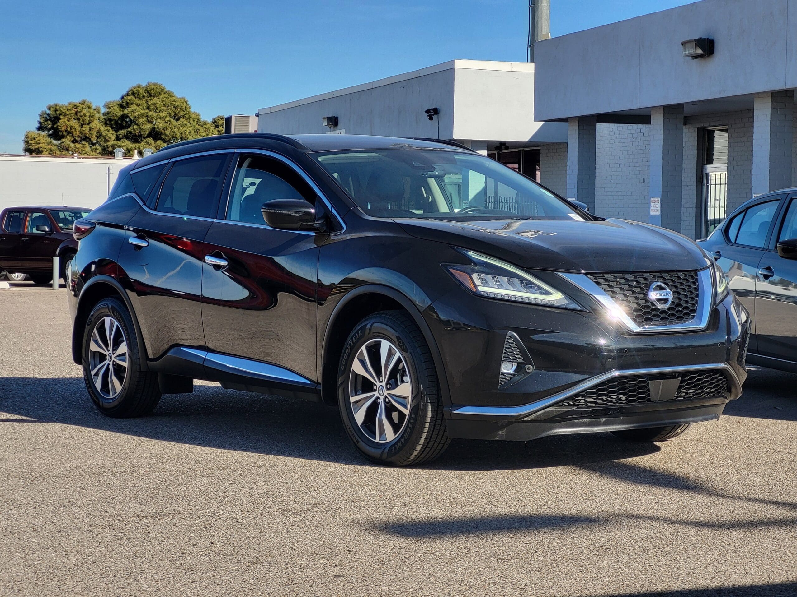2022 Nissan Murano - Image 2