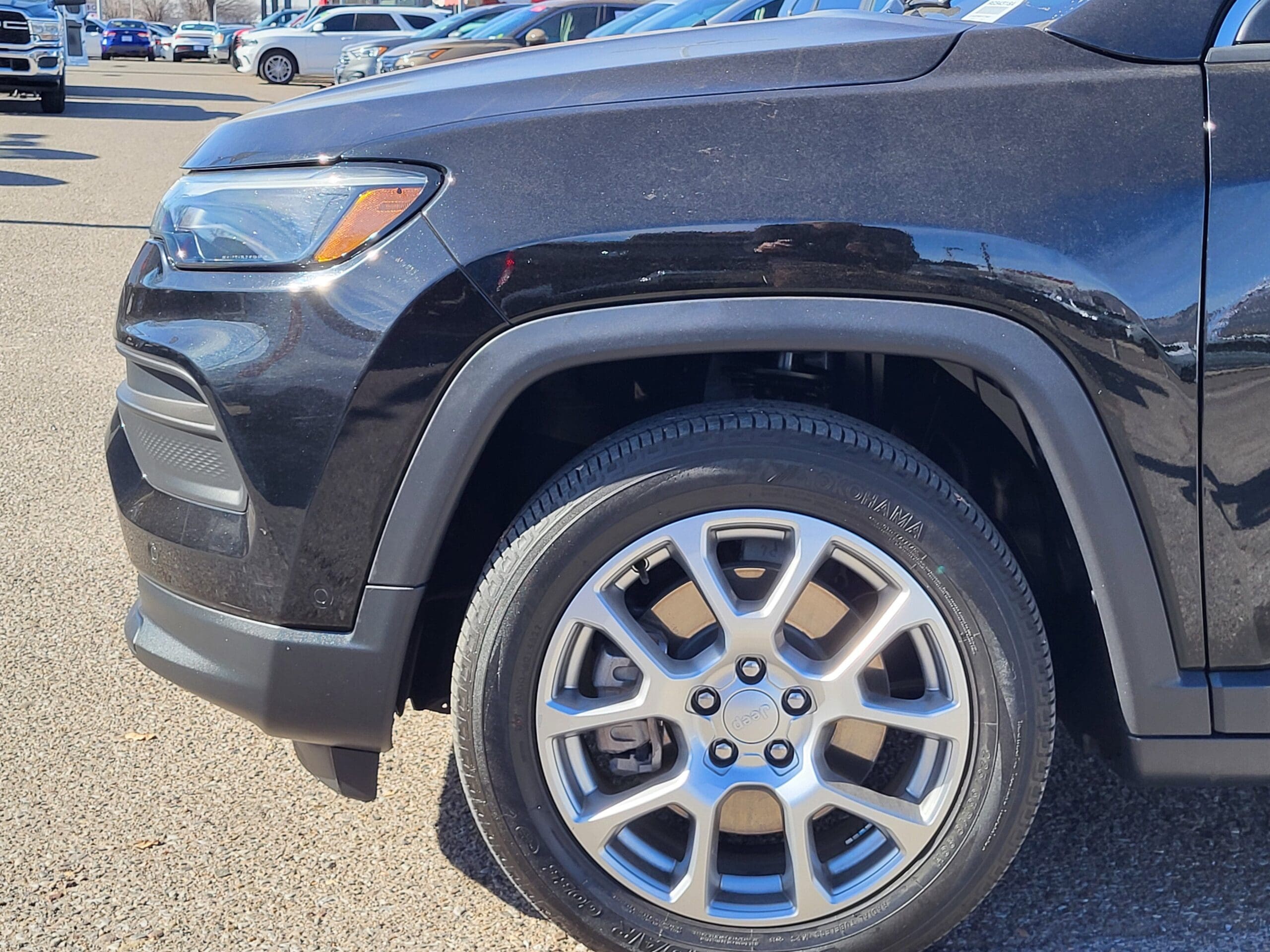 2023 Jeep Compass - Image 10