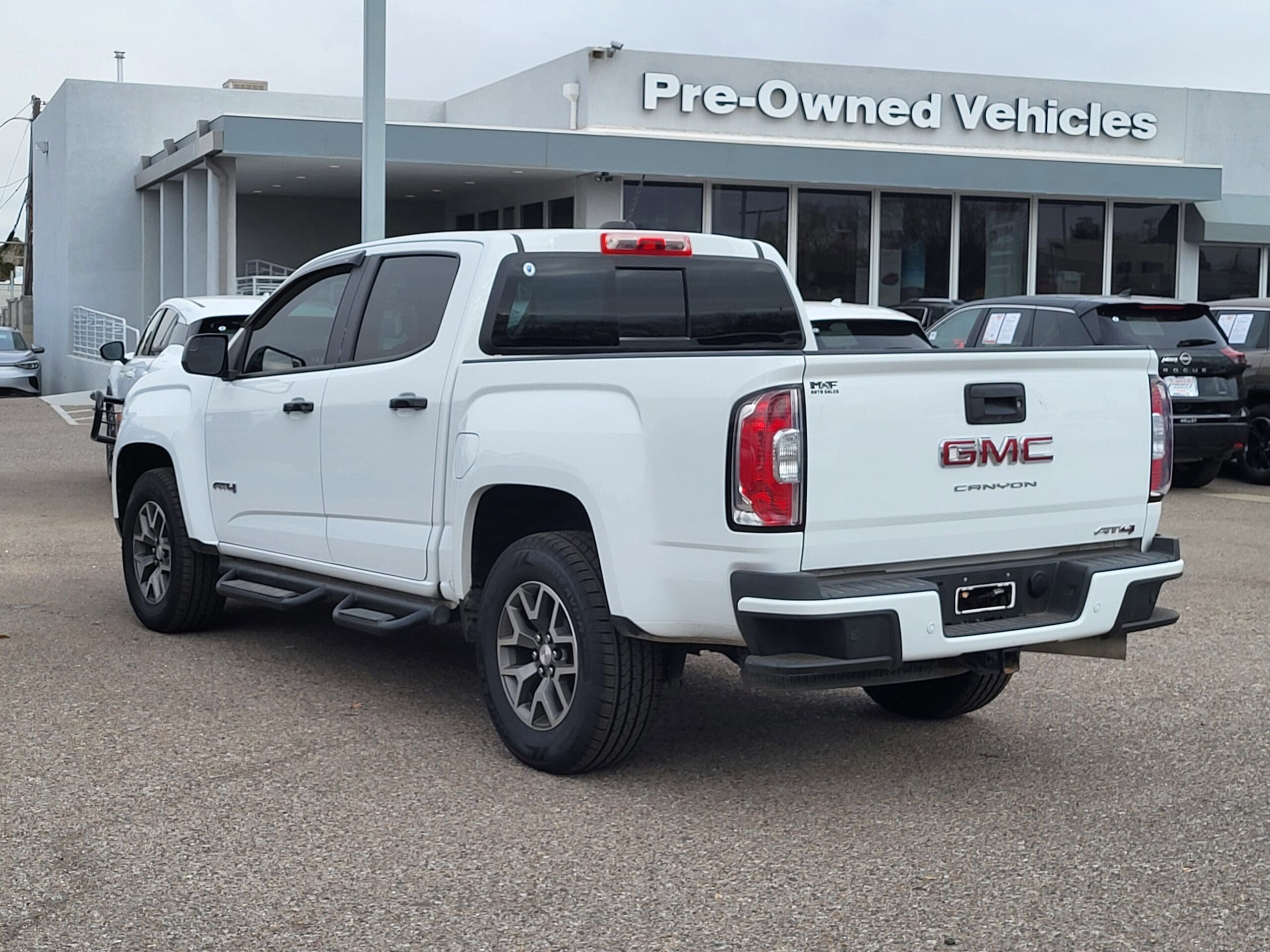 2021 GMC Canyon - Image 5