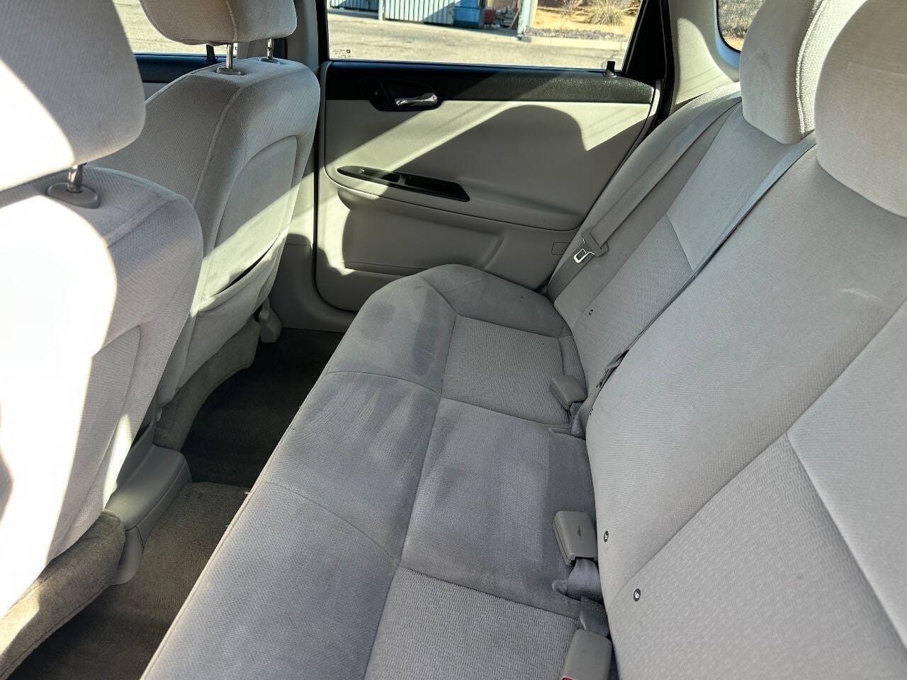 2011 Chevrolet Impala - Image 9