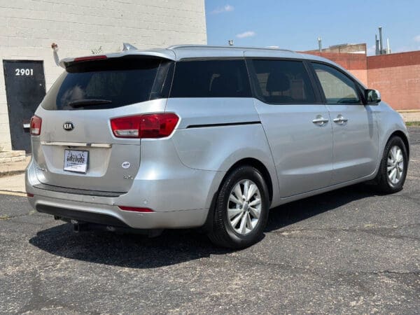 2017 Kia Sedona