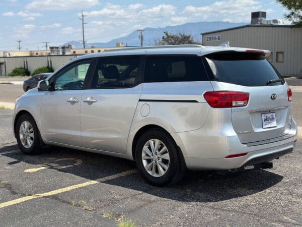 2017 Kia Sedona