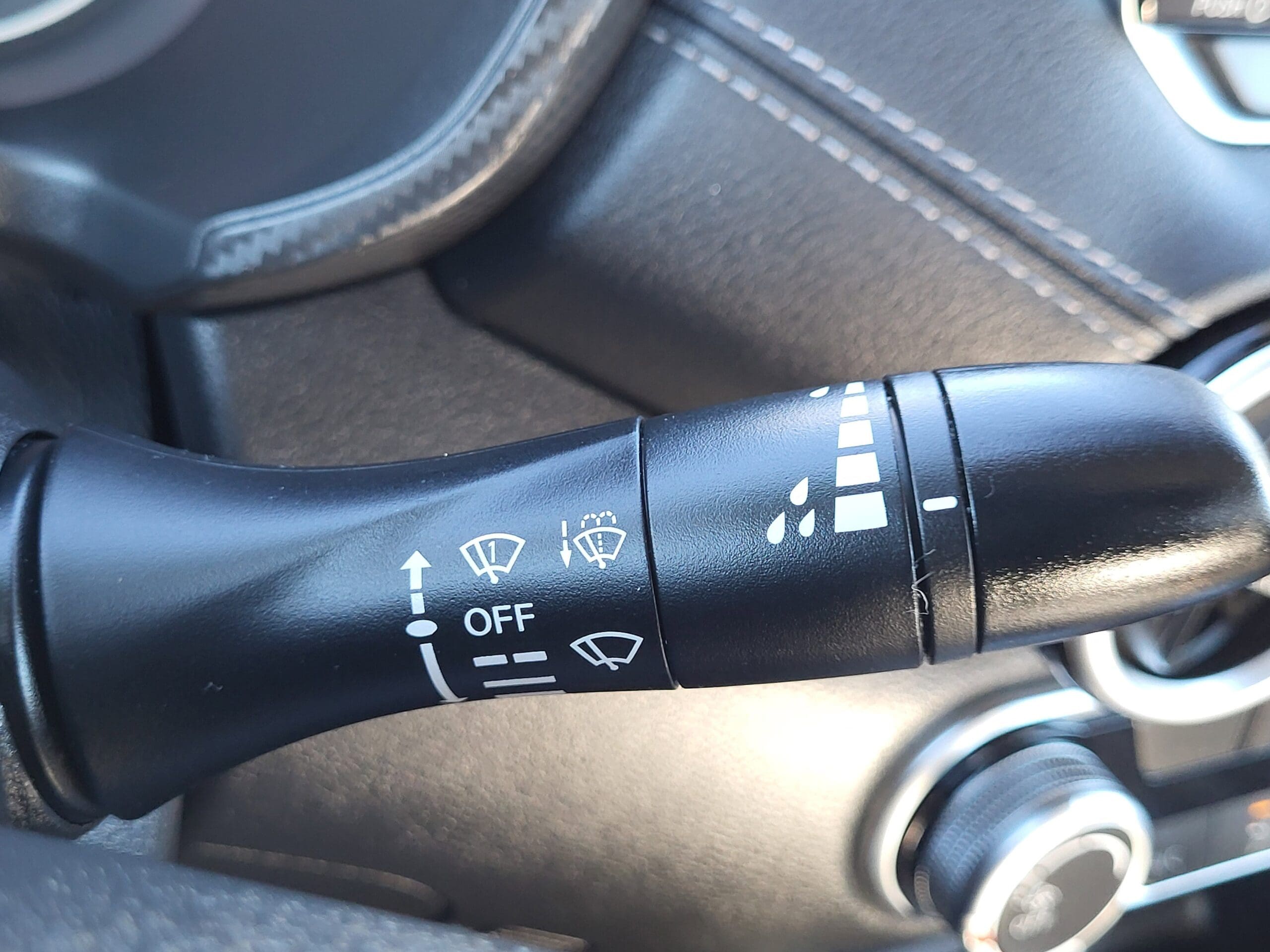 2024 Nissan Sentra - Image 25