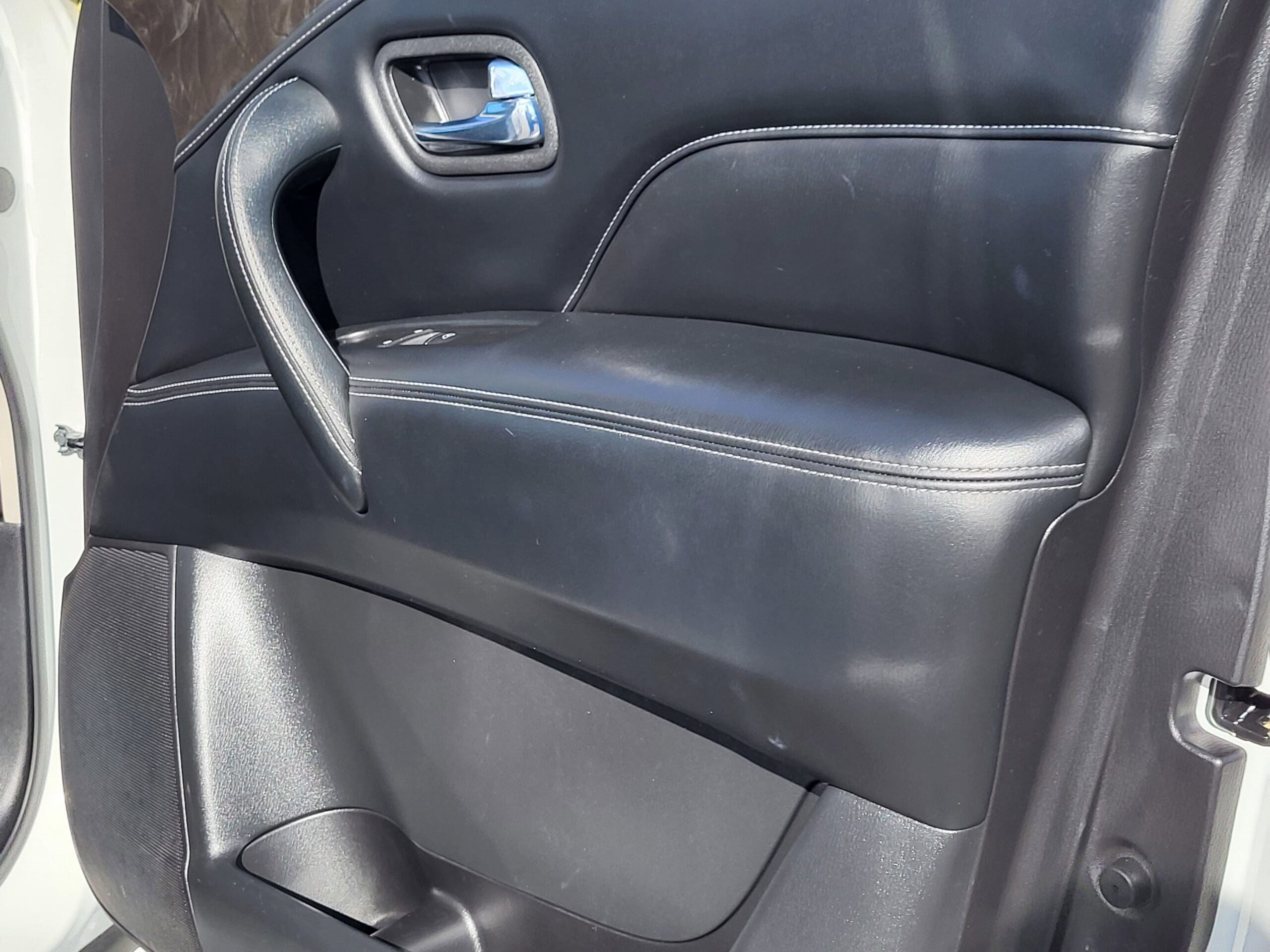 2024 INFINITI QX80 - Image 16