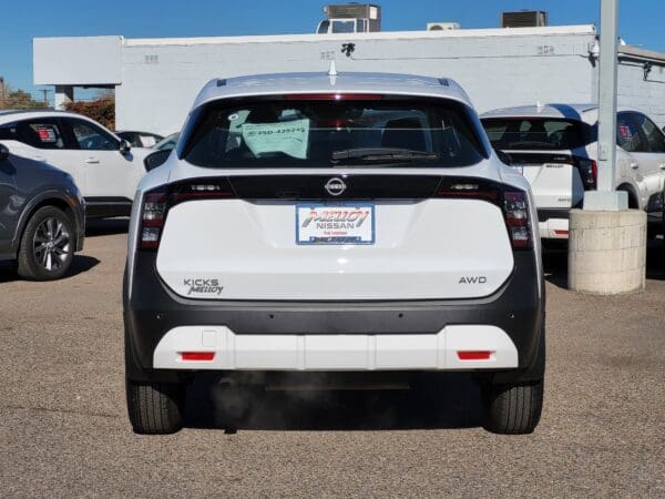 2025 Nissan Kicks
