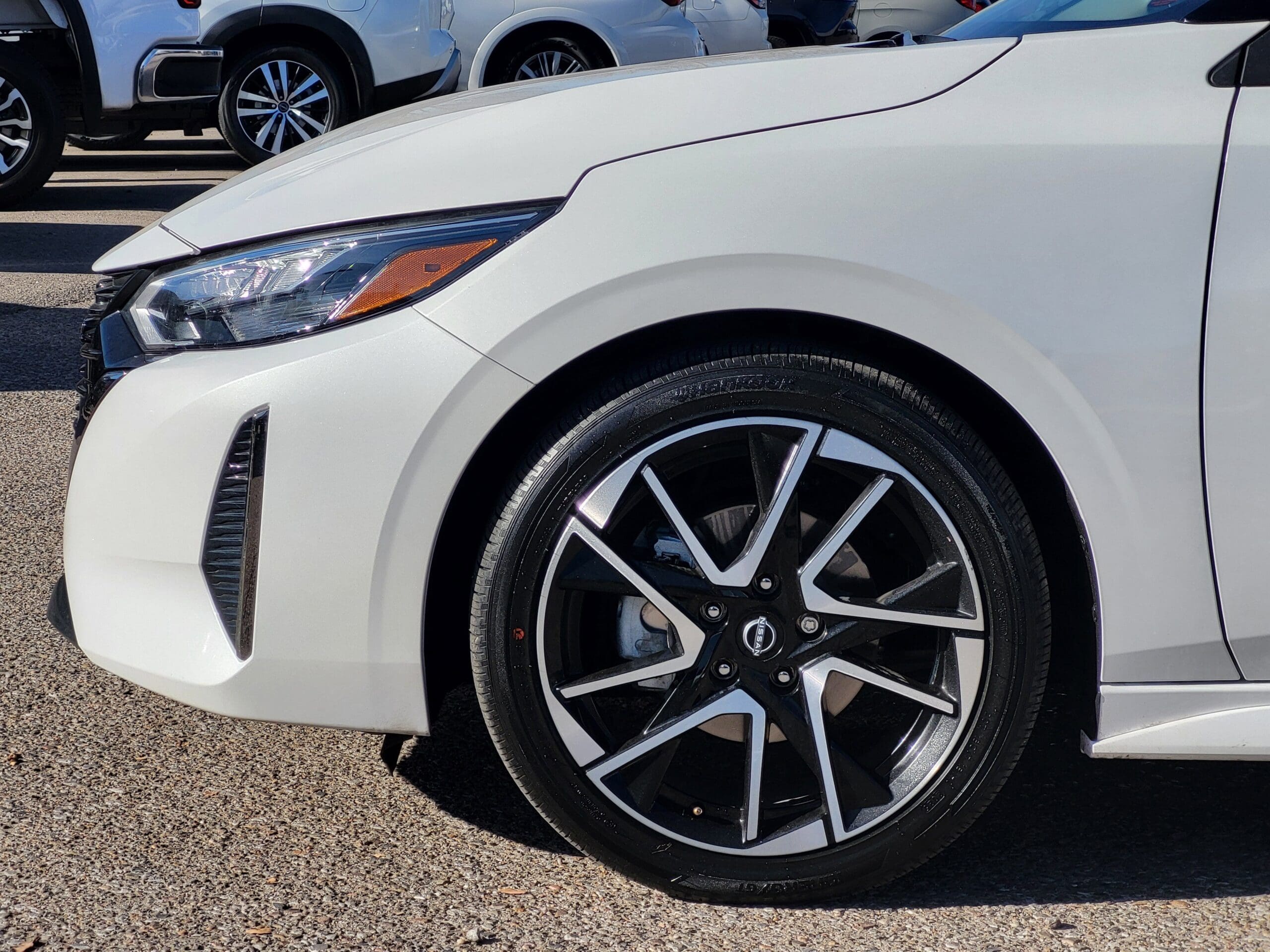 2024 Nissan Sentra - Image 10