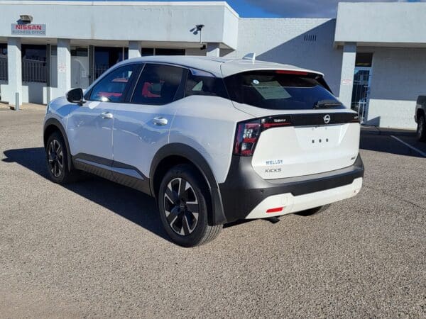 2025 Nissan Kicks