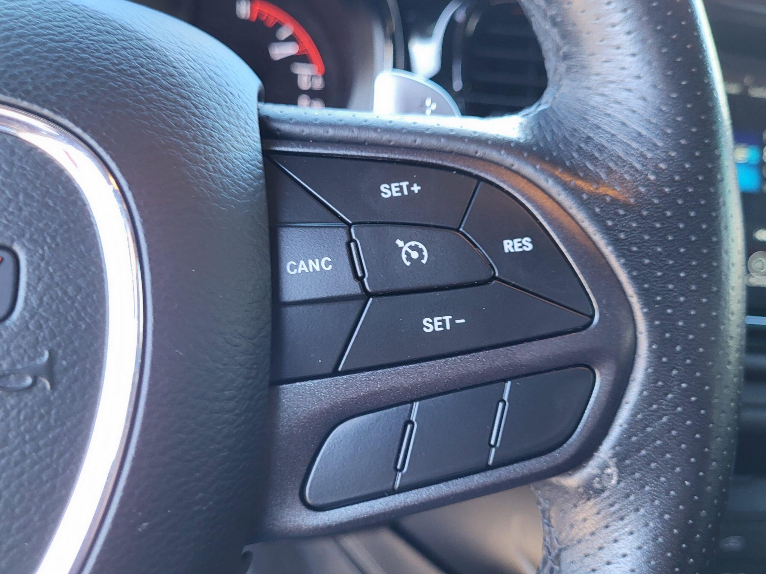 2022 Dodge Durango - Image 22