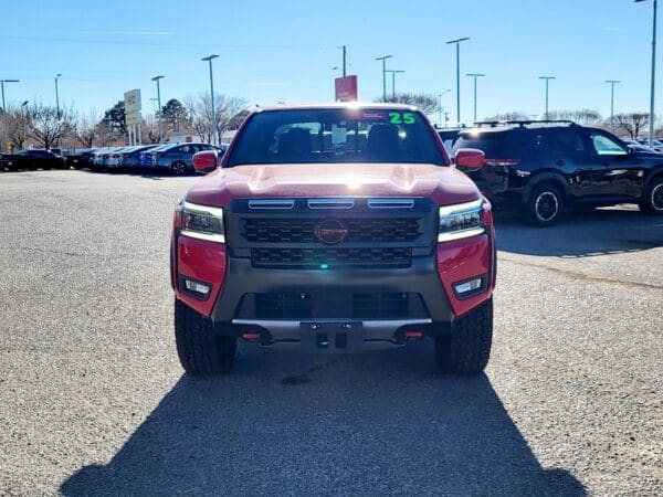 2025 Nissan Frontier
