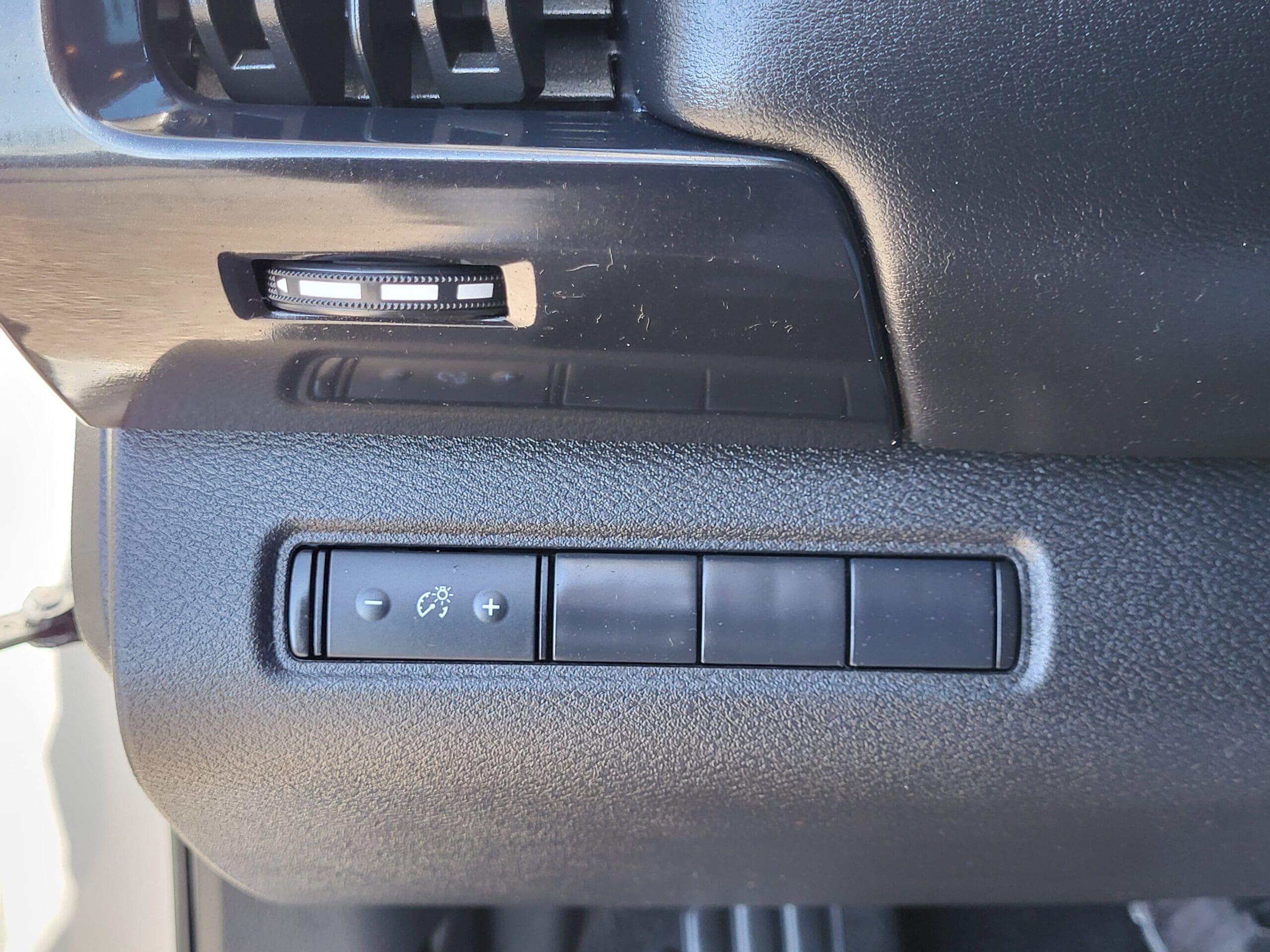 2024 Nissan Pathfinder - Image 29