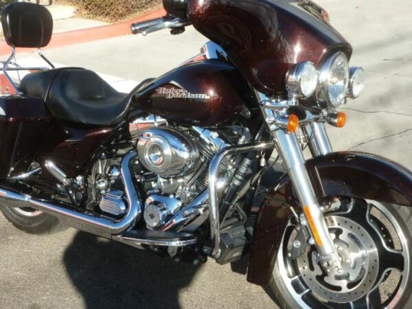 2011 Harley-Davidson FLHXI