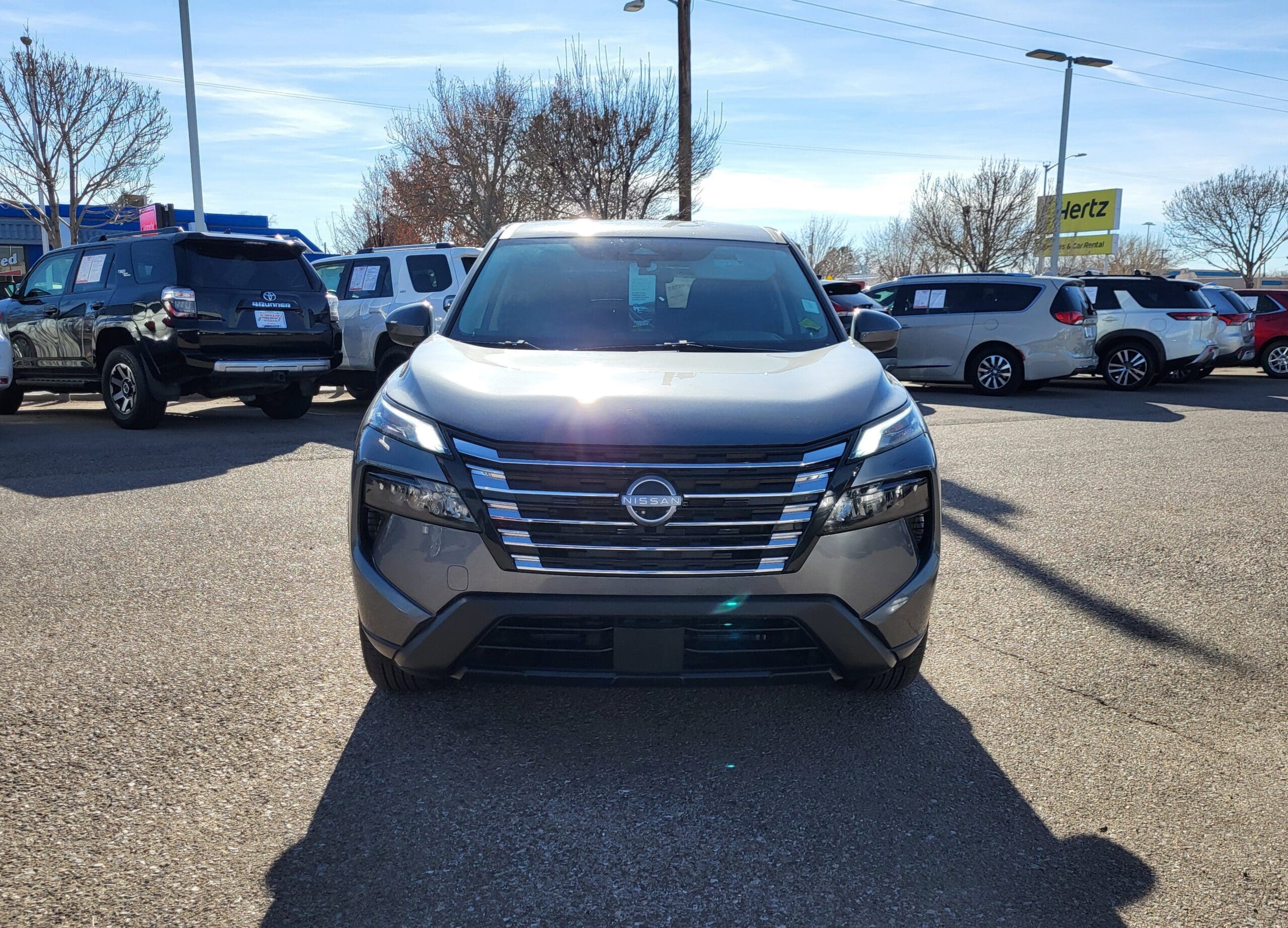 2025 Nissan Rogue - Image 5