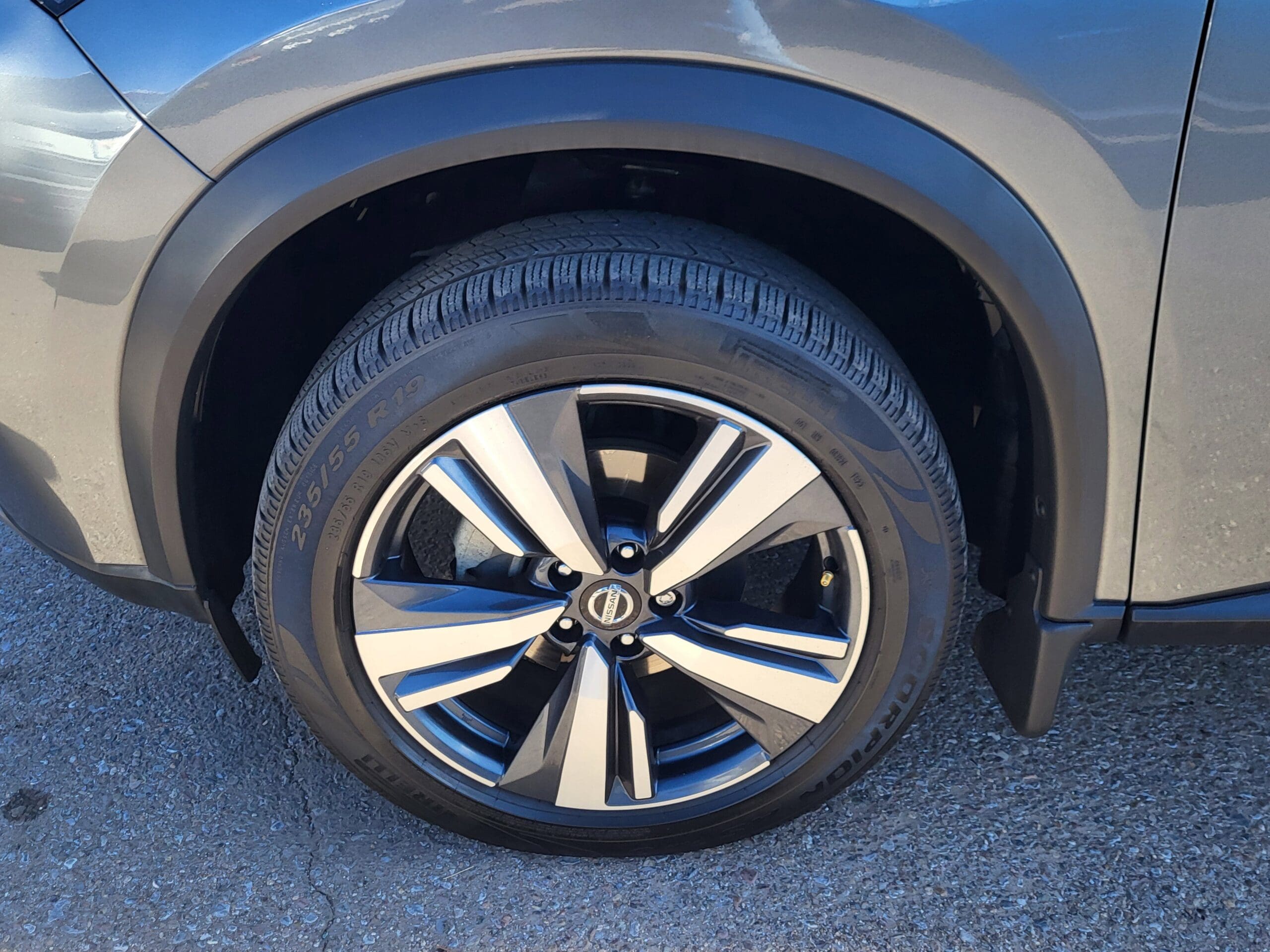 2021 Nissan Rogue - Image 17