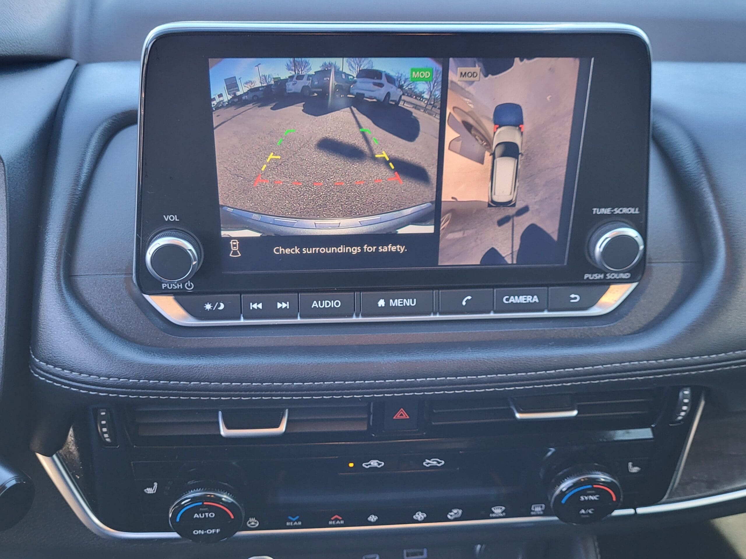 2021 Nissan Rogue - Image 22