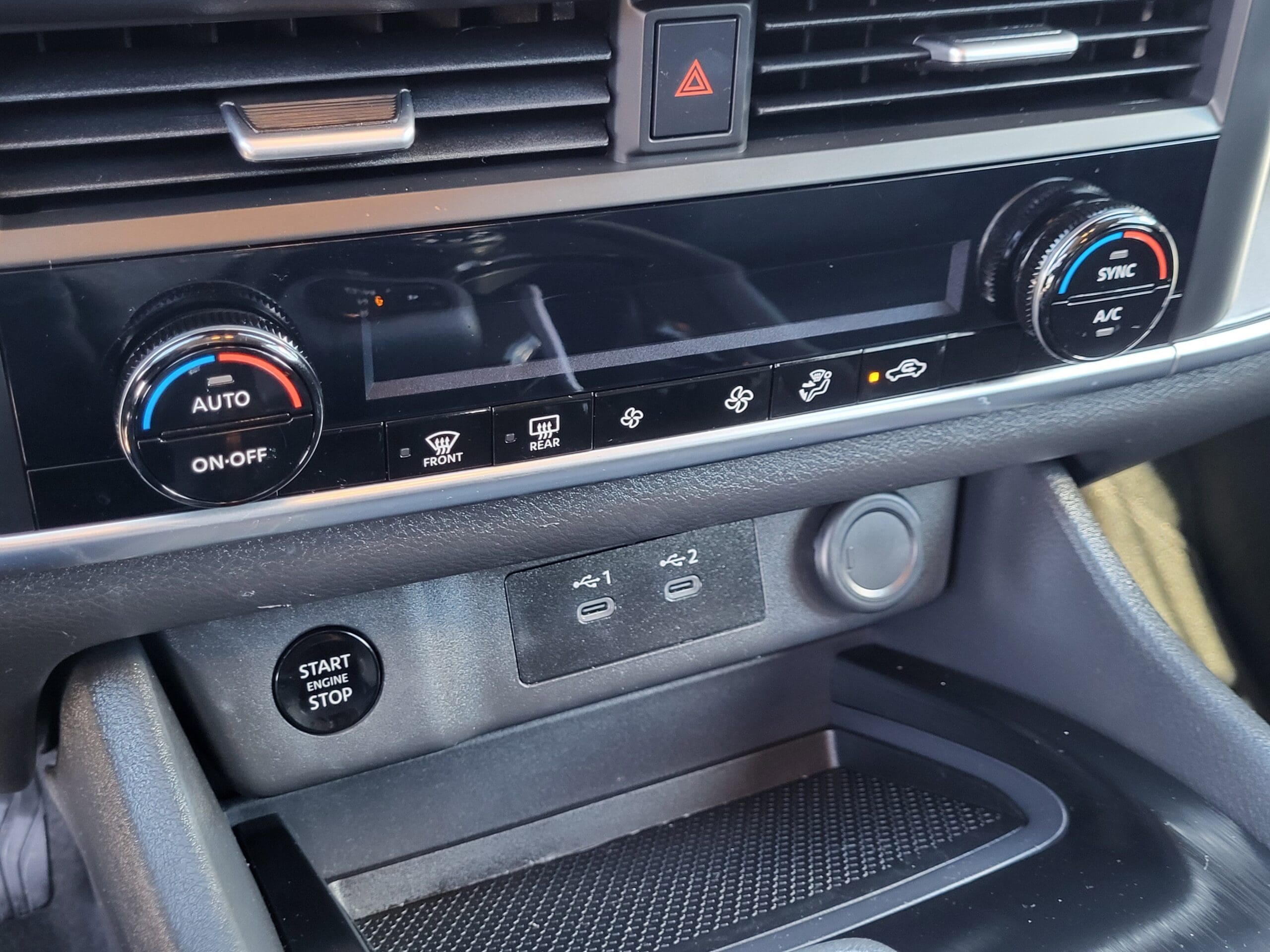 2025 Nissan Rogue - Image 23