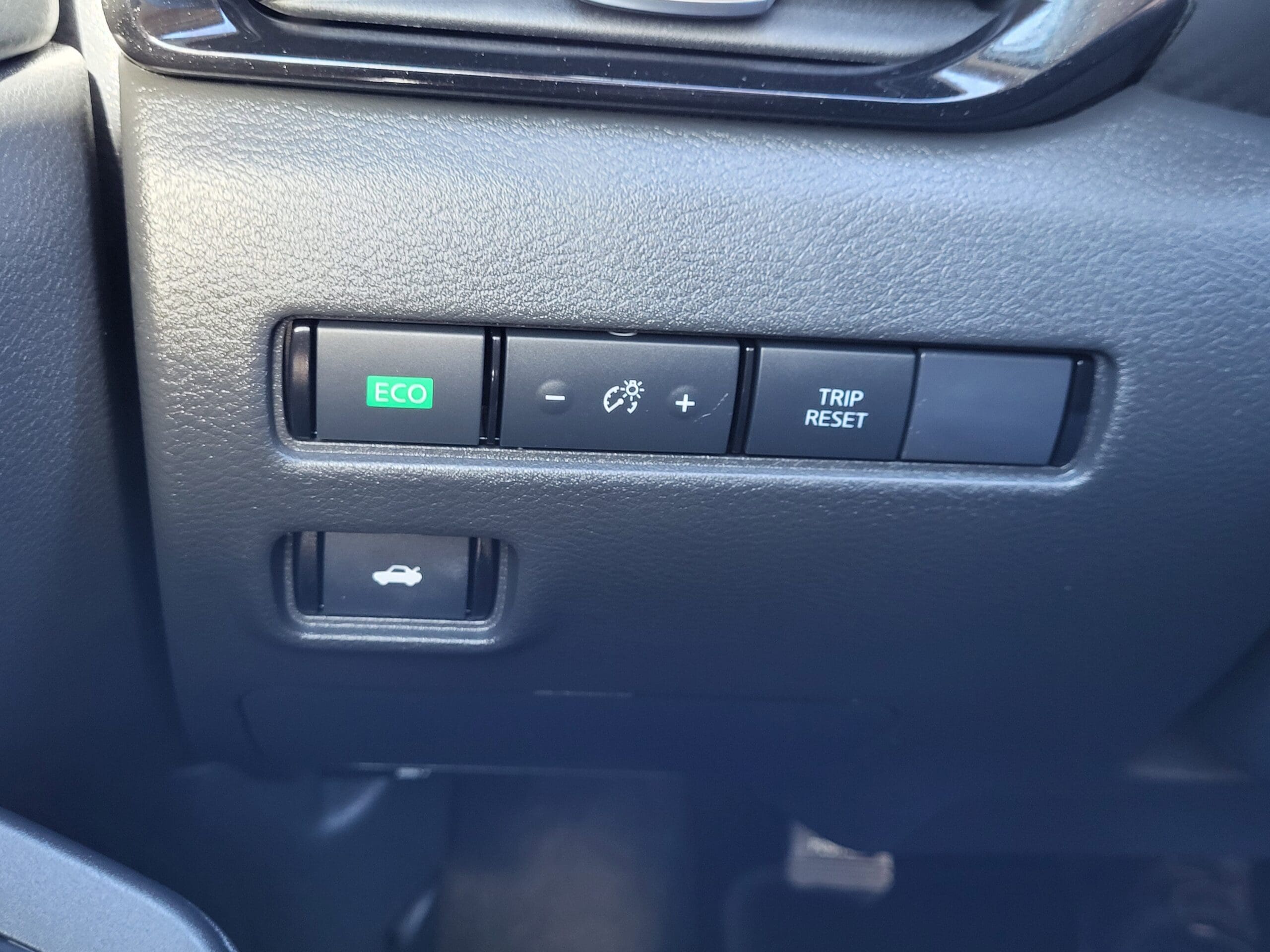 2025 Nissan Sentra - Image 27