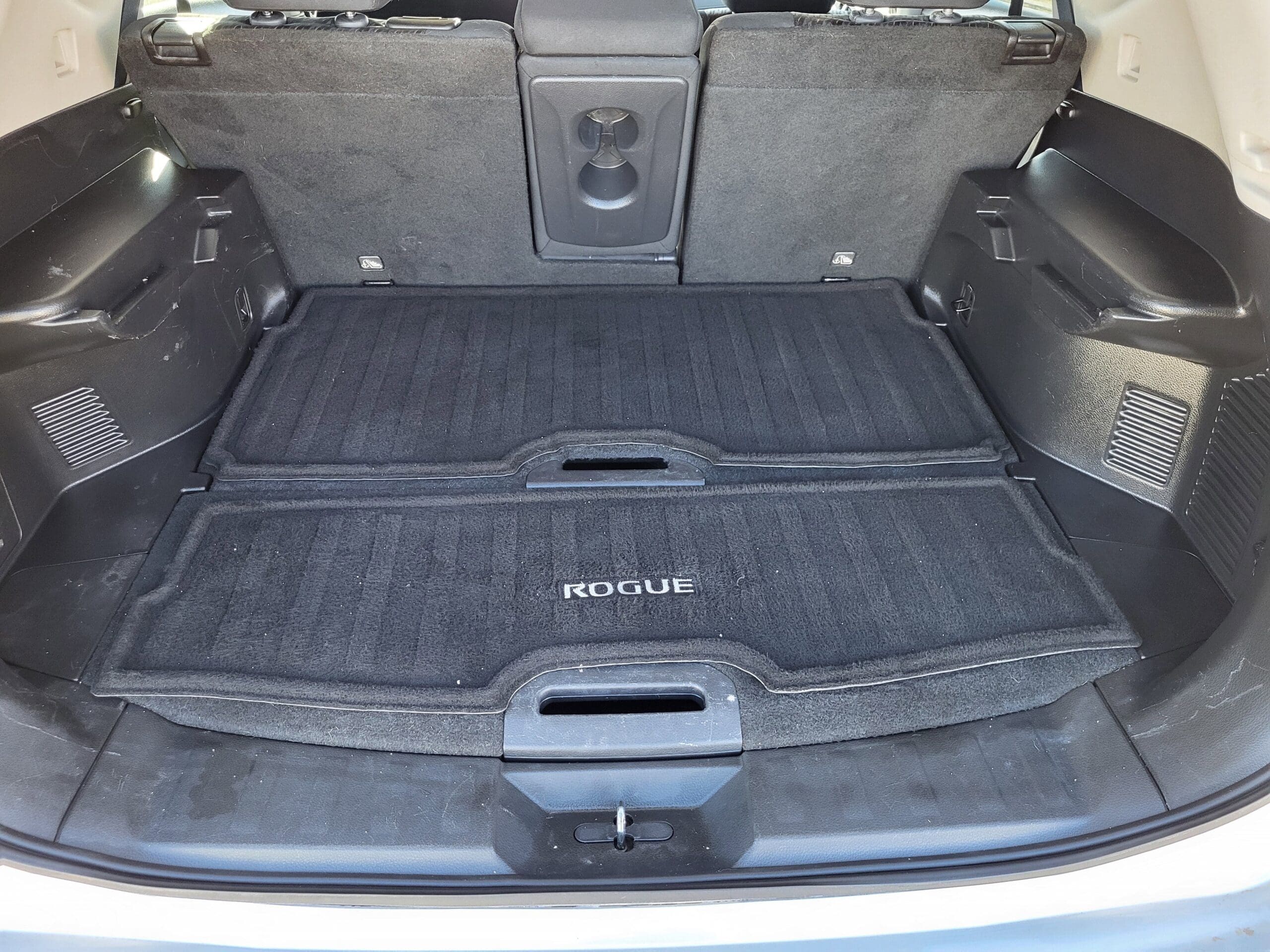 2020 Nissan Rogue - Image 23