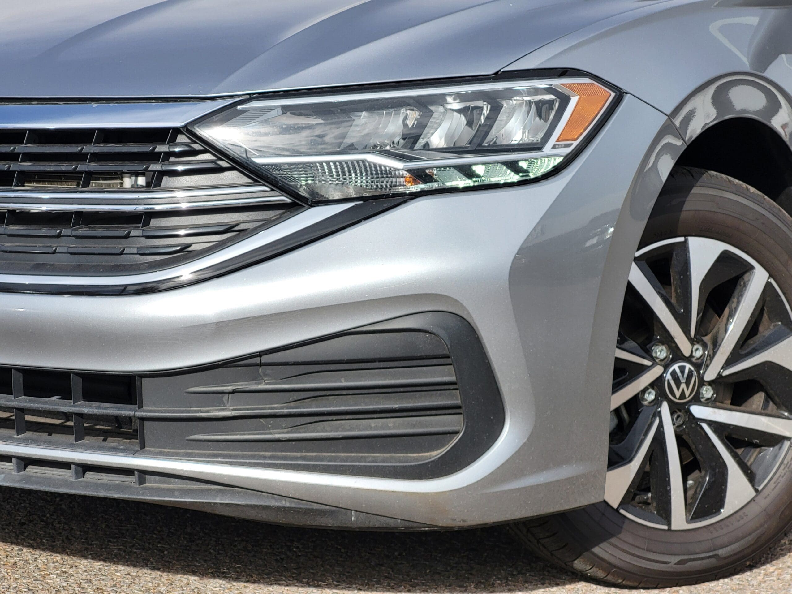 2022 Volkswagen Jetta - Image 9