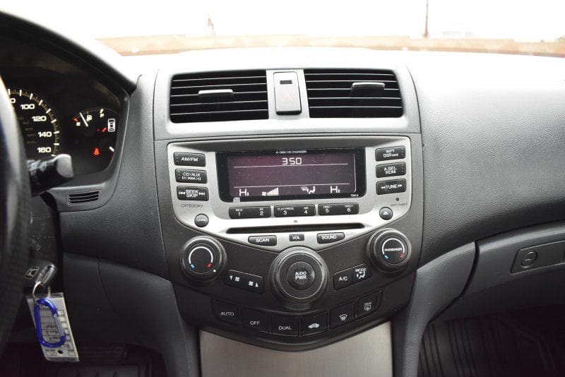 2006 Honda Accord - Image 11