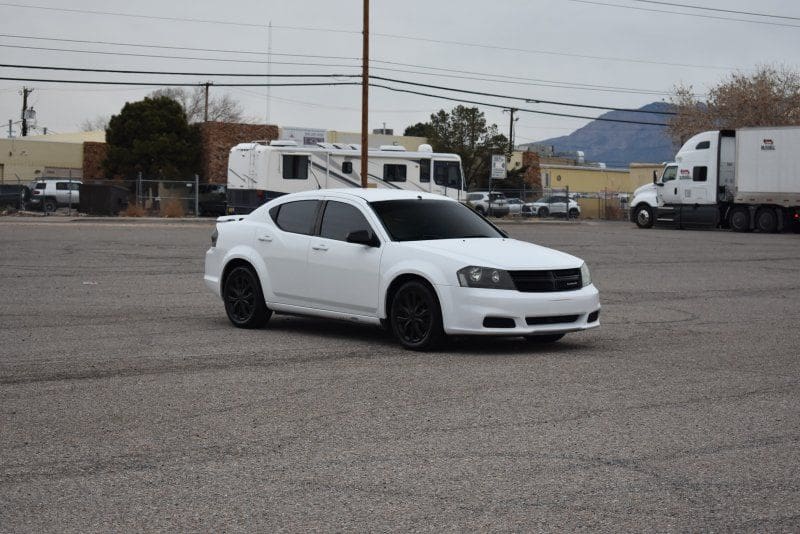 2013 Dodge Avenger - Image 2