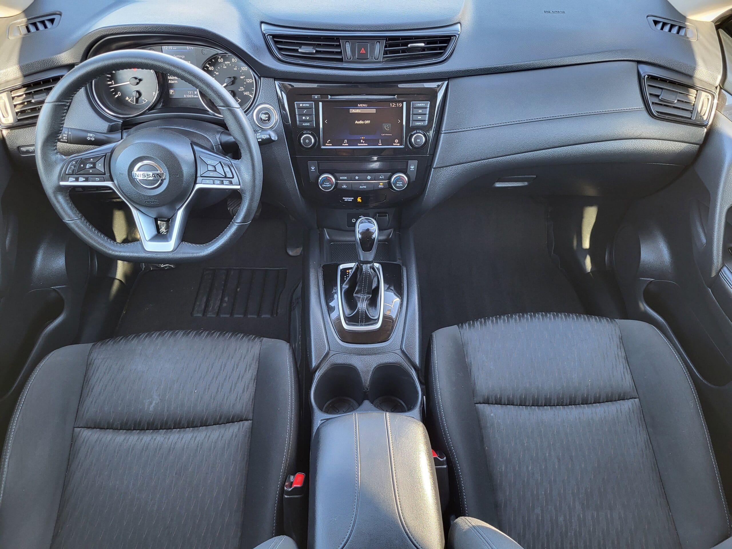 2020 Nissan Rogue - Image 19