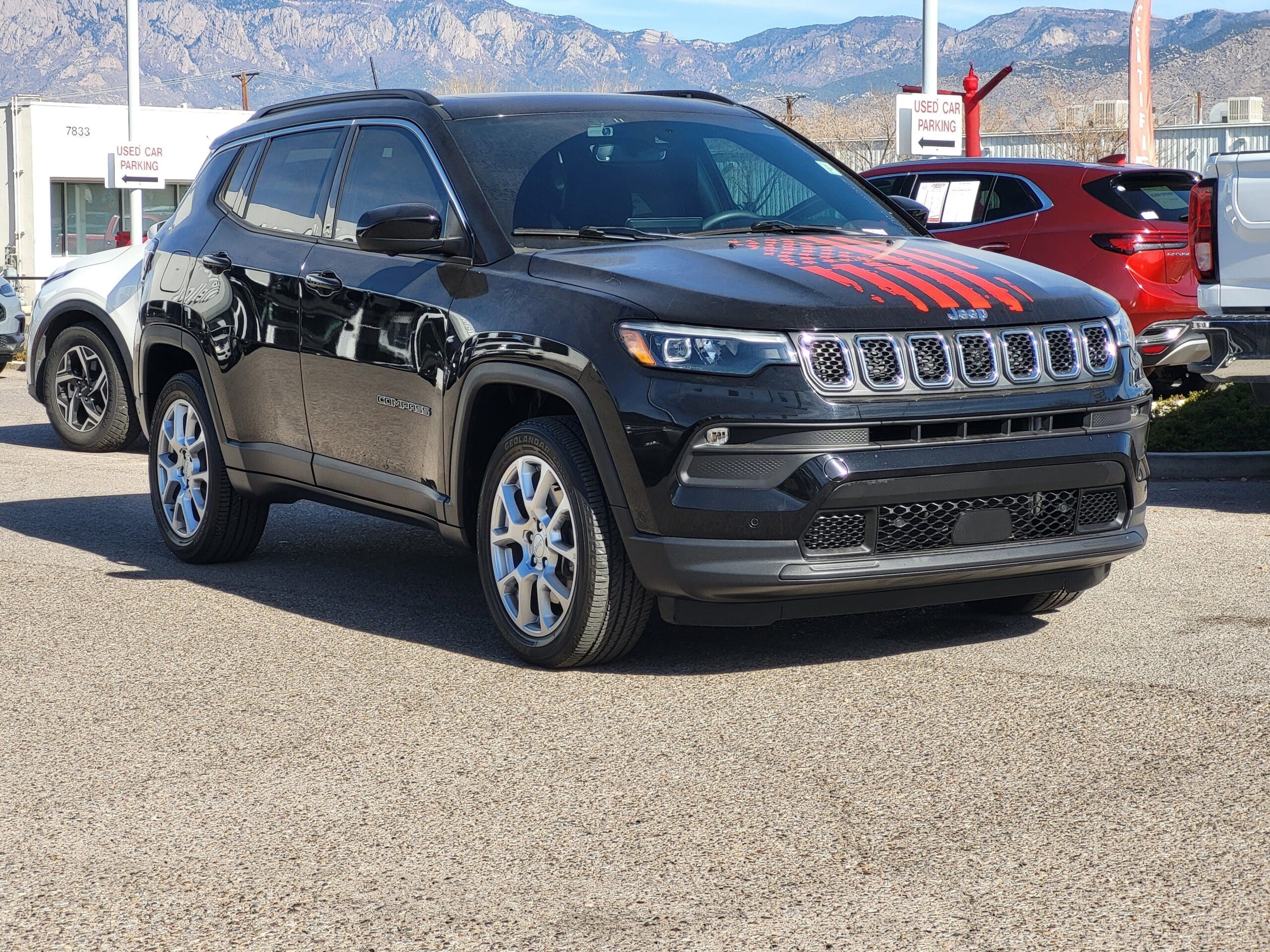 2023 Jeep Compass - Image 2