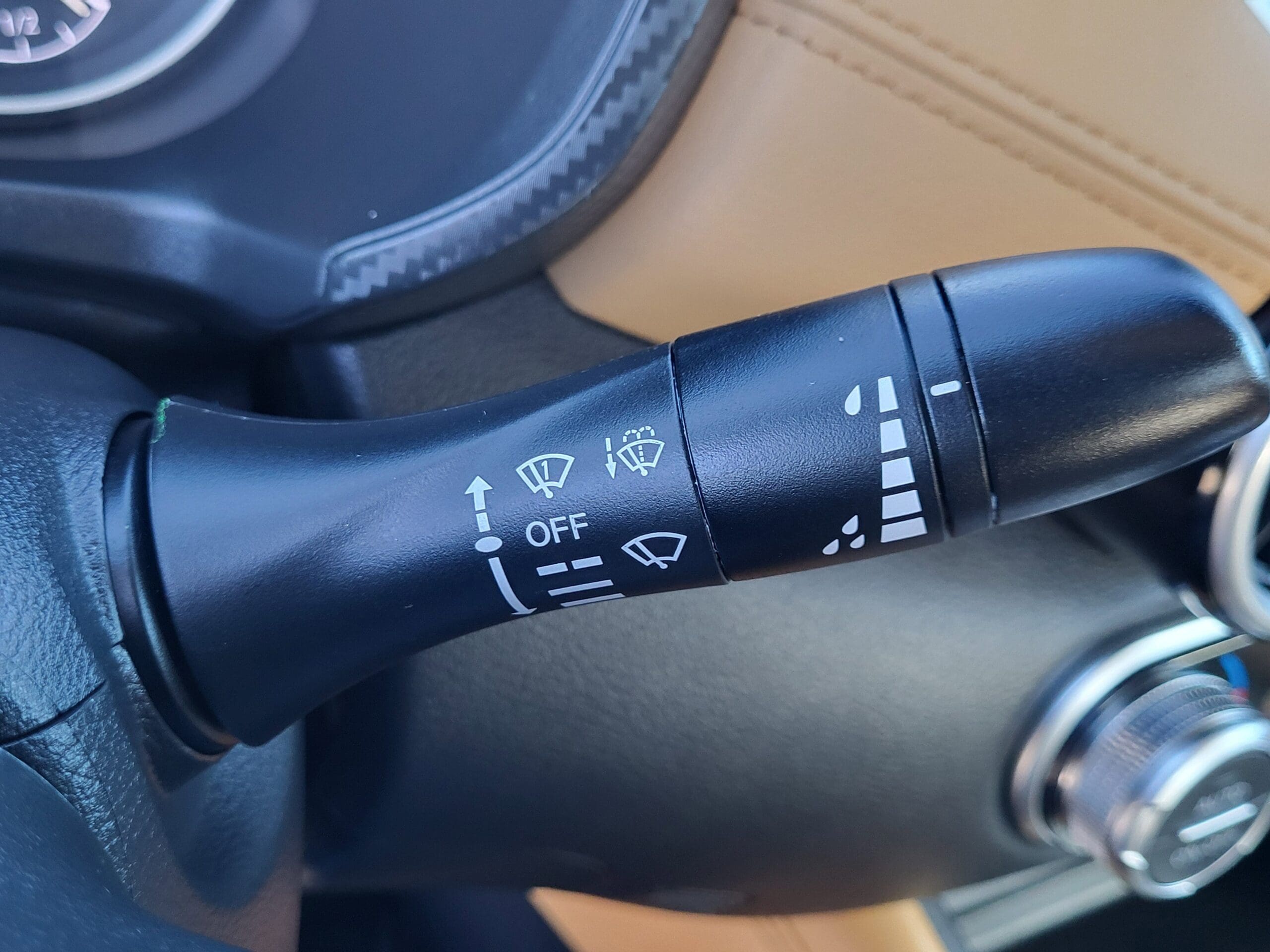 2025 Nissan Sentra - Image 26