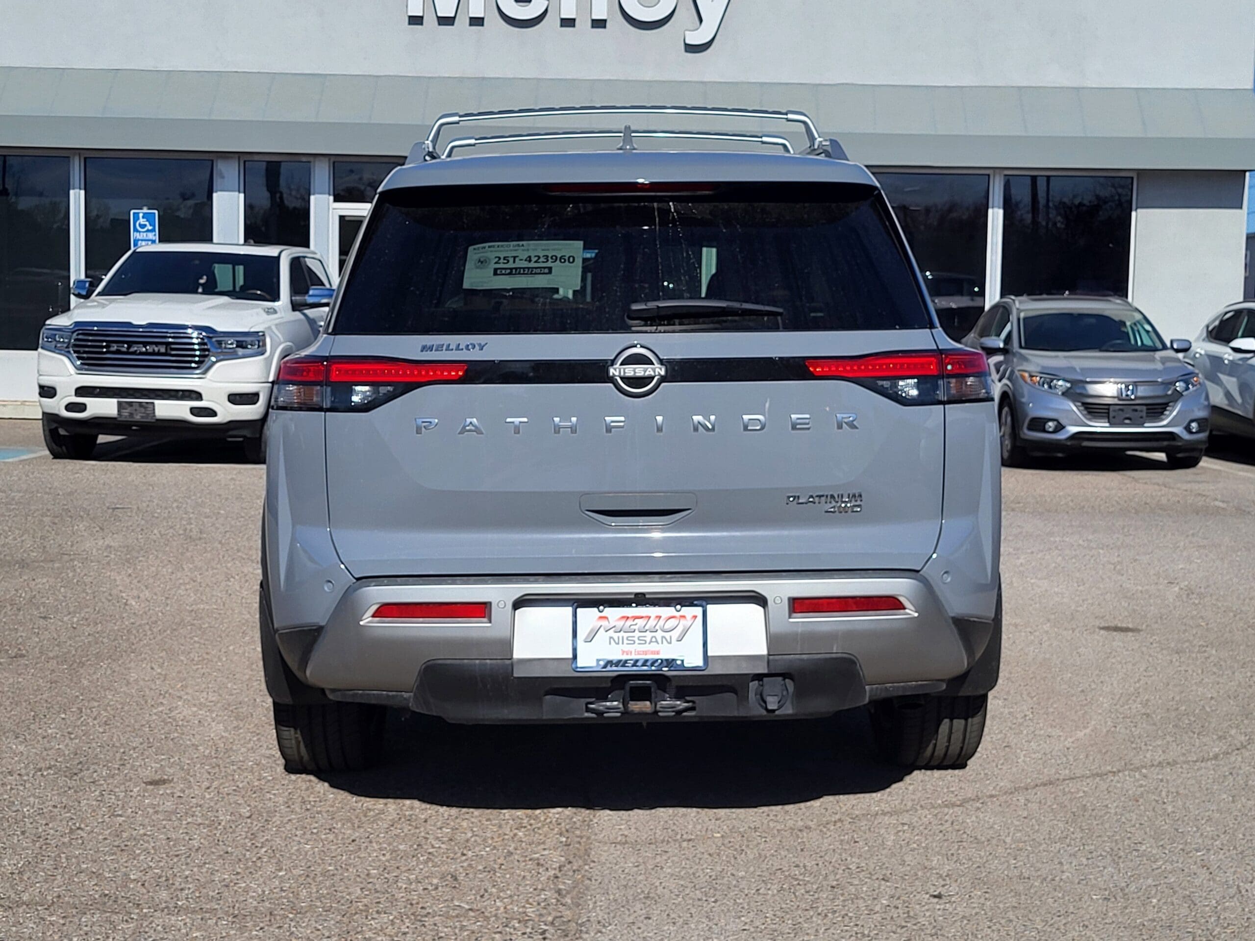 2024 Nissan Pathfinder - Image 7