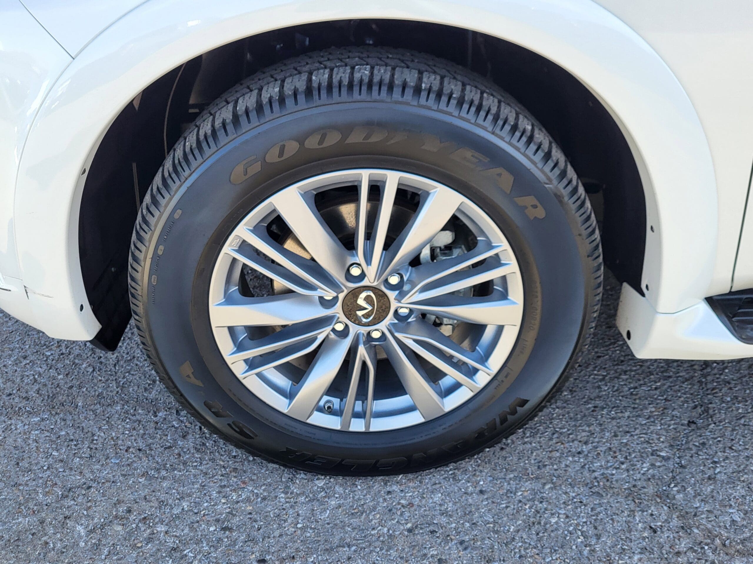 2024 INFINITI QX80 - Image 18