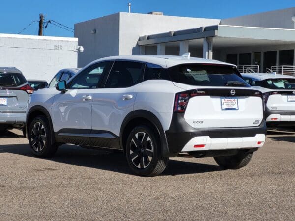2025 Nissan Kicks