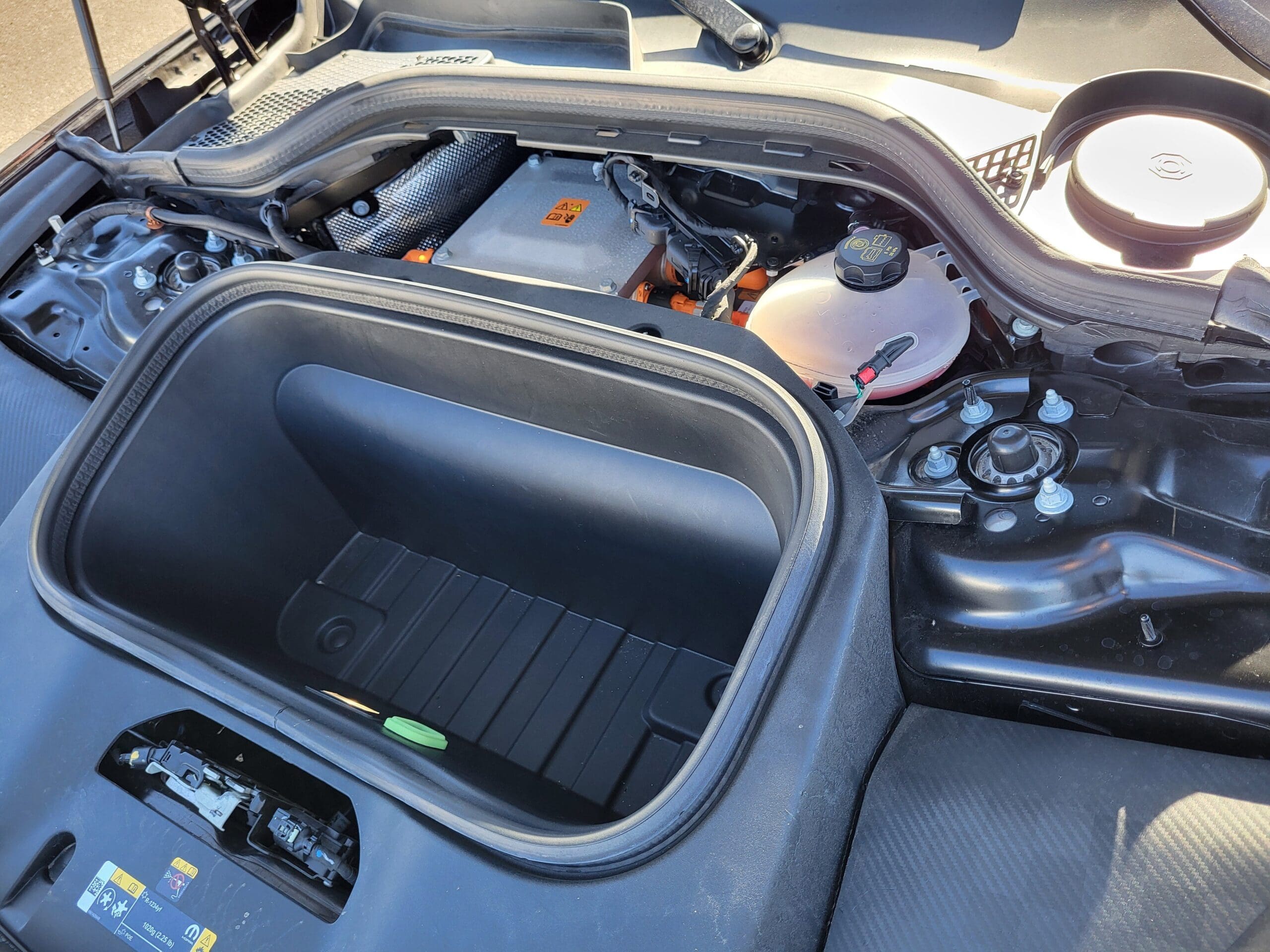 2025 Dodge Charger Daytona - Image 23